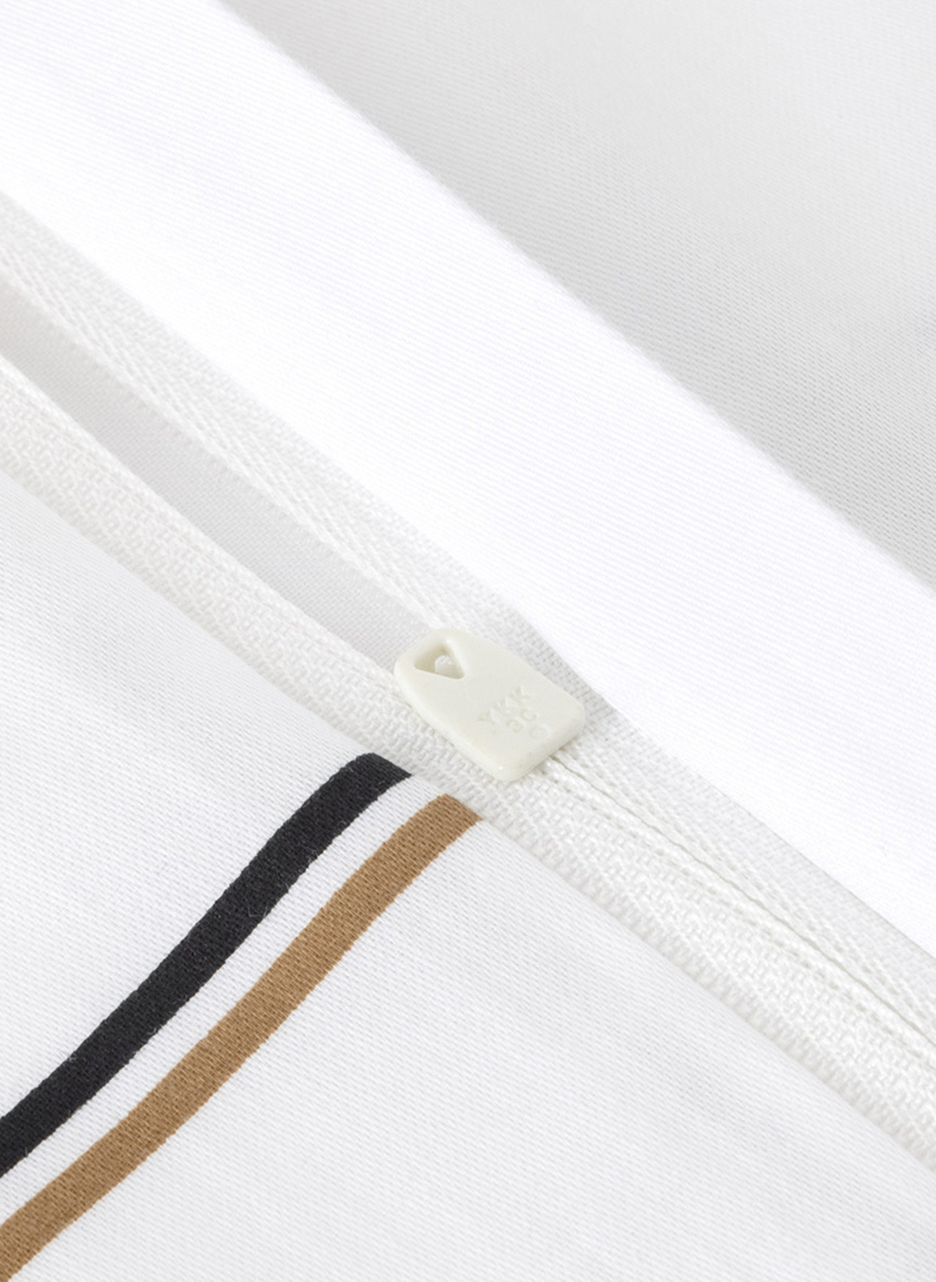 BOSS Bettwäsche Set BOSSCHECK: WEISS