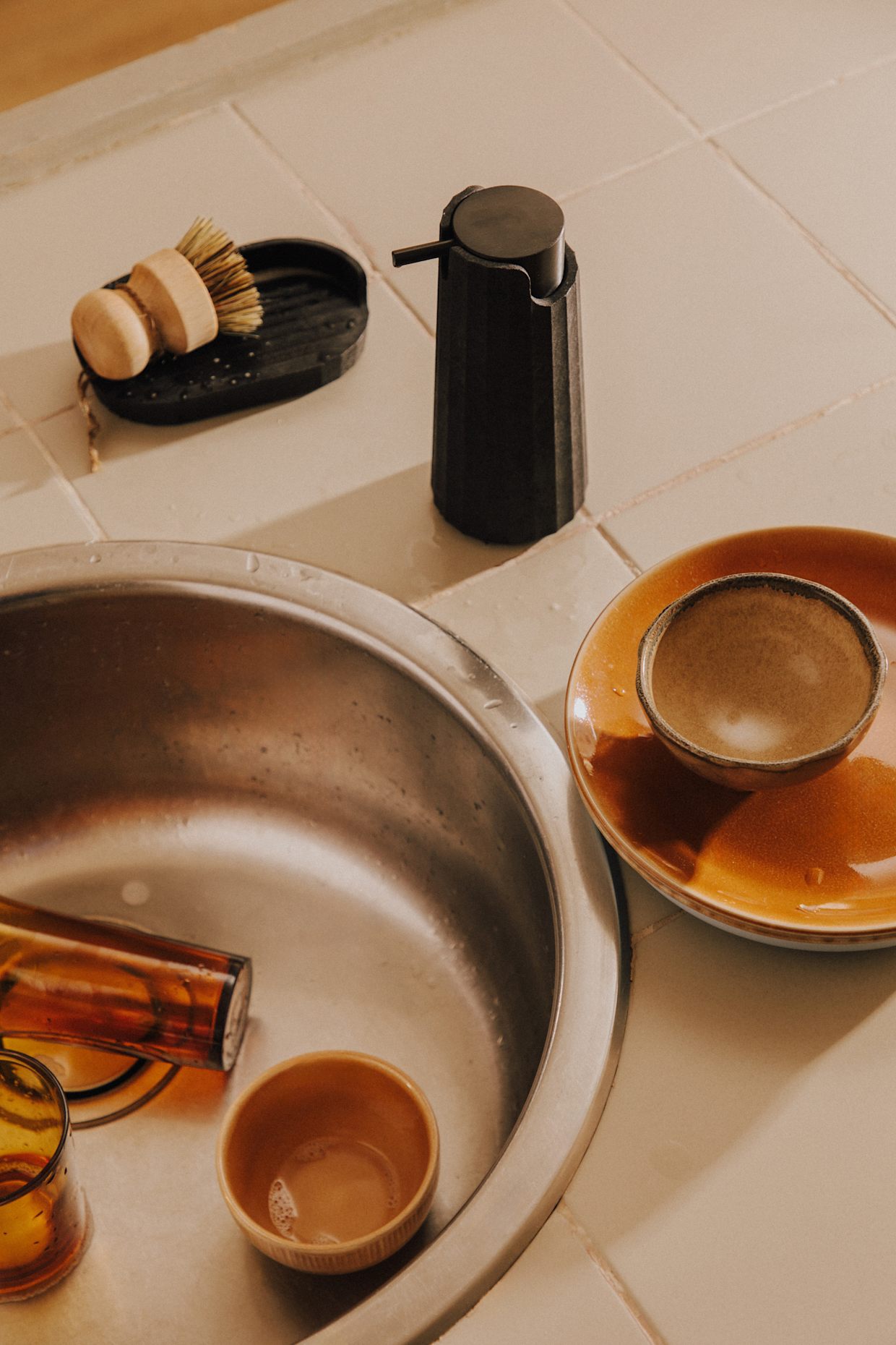 COSMIC Seifenspender L'AVENIR: SCHWARZ