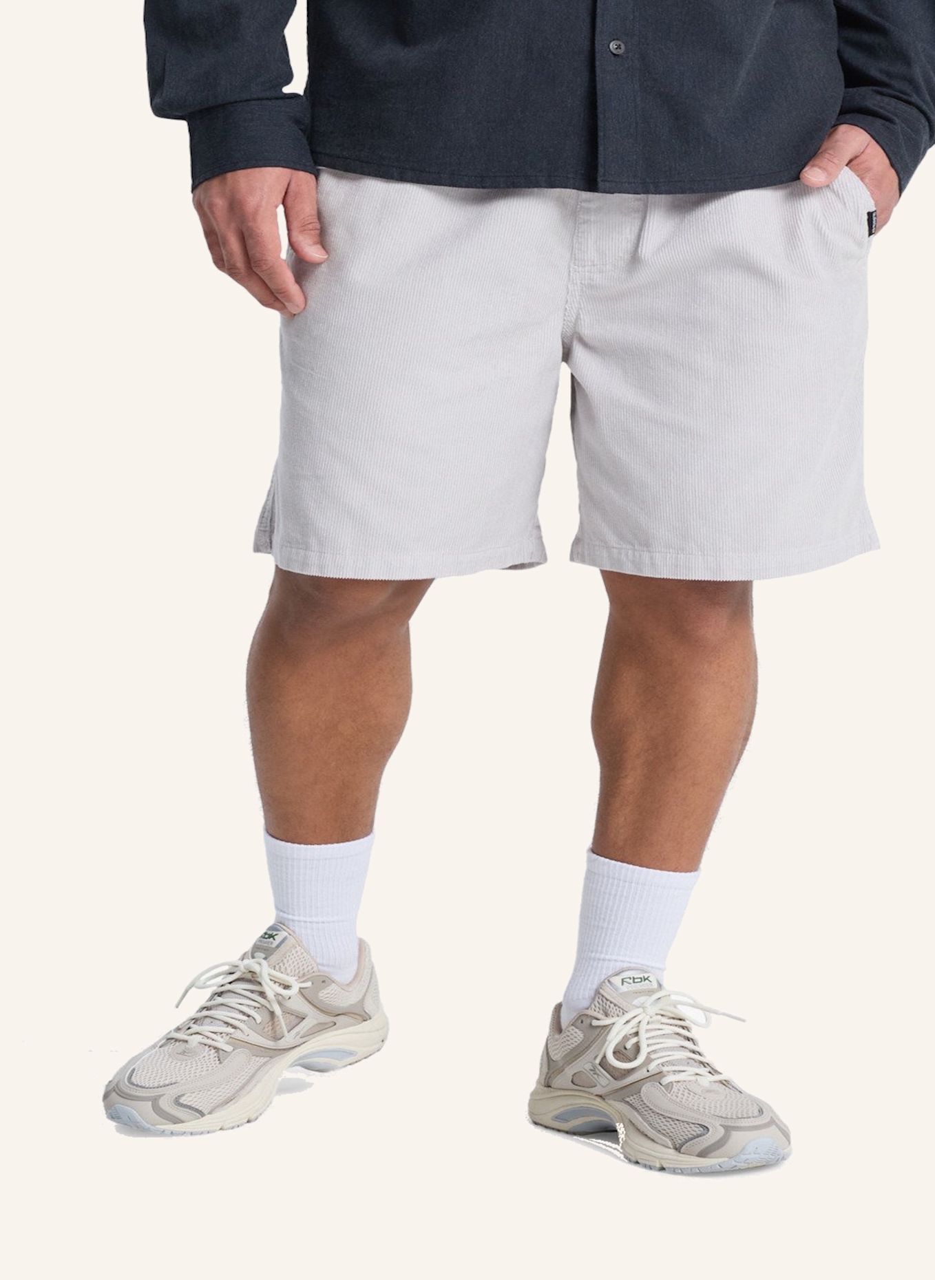 QUIKSILVER Cordshorts TAXER 18": GRAU