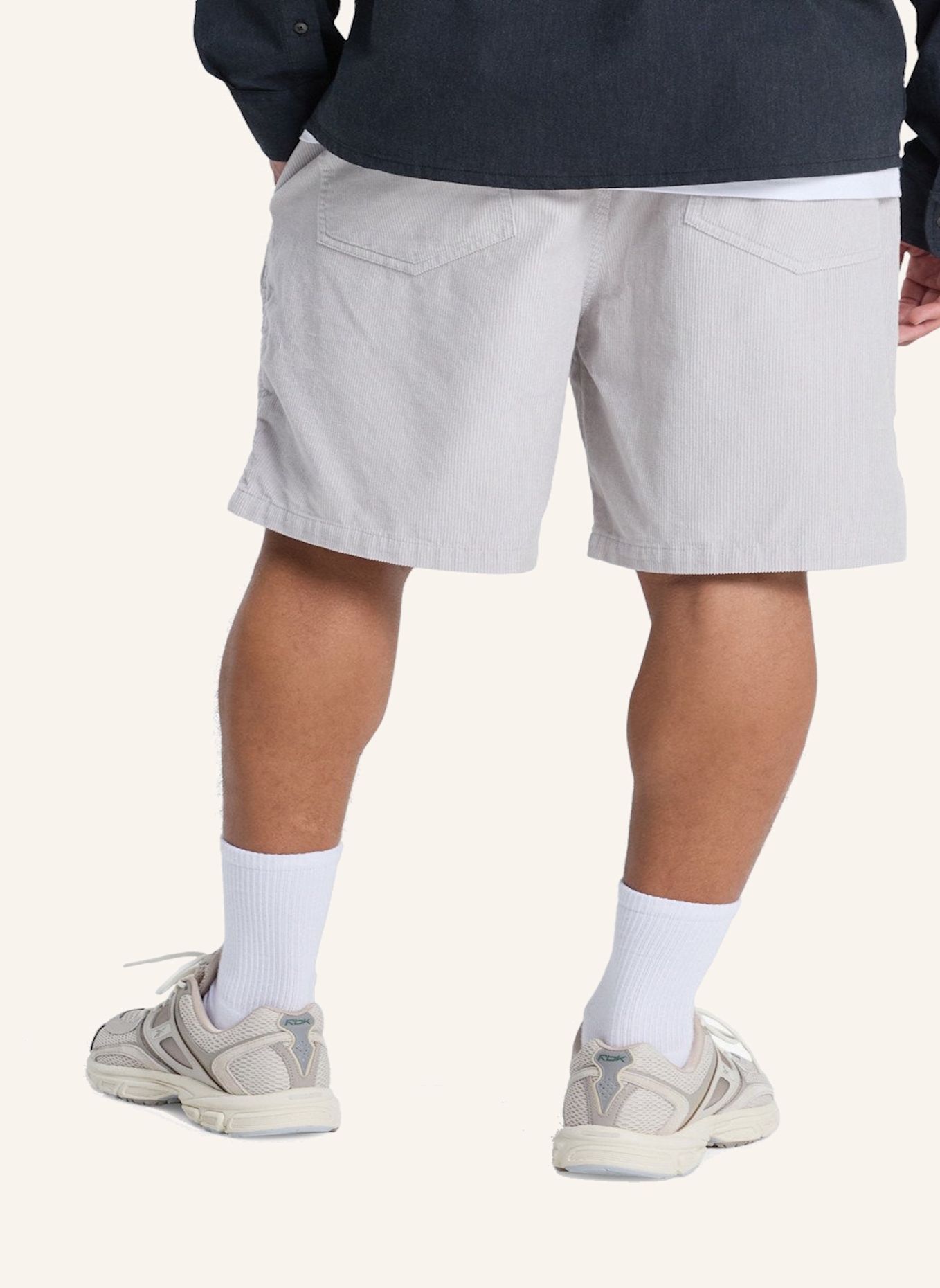QUIKSILVER Cordshorts TAXER 18": GRAU