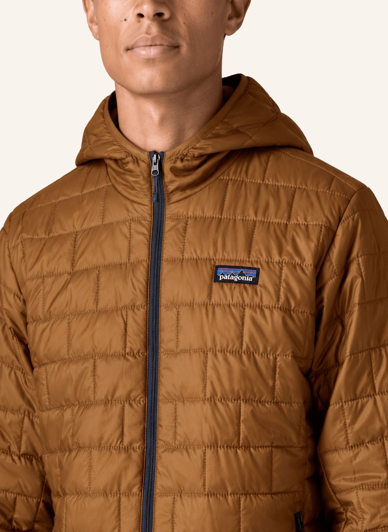 patagonia Leichte Jacke NANO PUFF HOODY: BRAUN