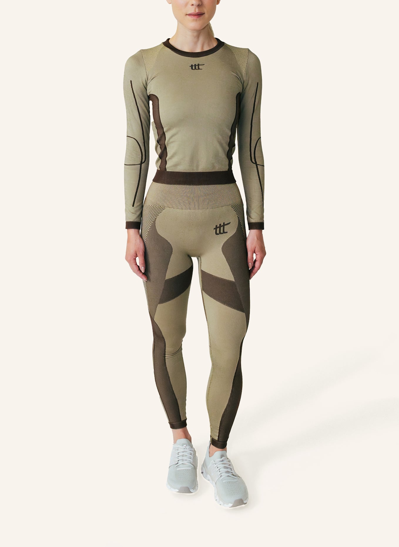 to the top Long Sleeve SEAMLESS: BRAUN