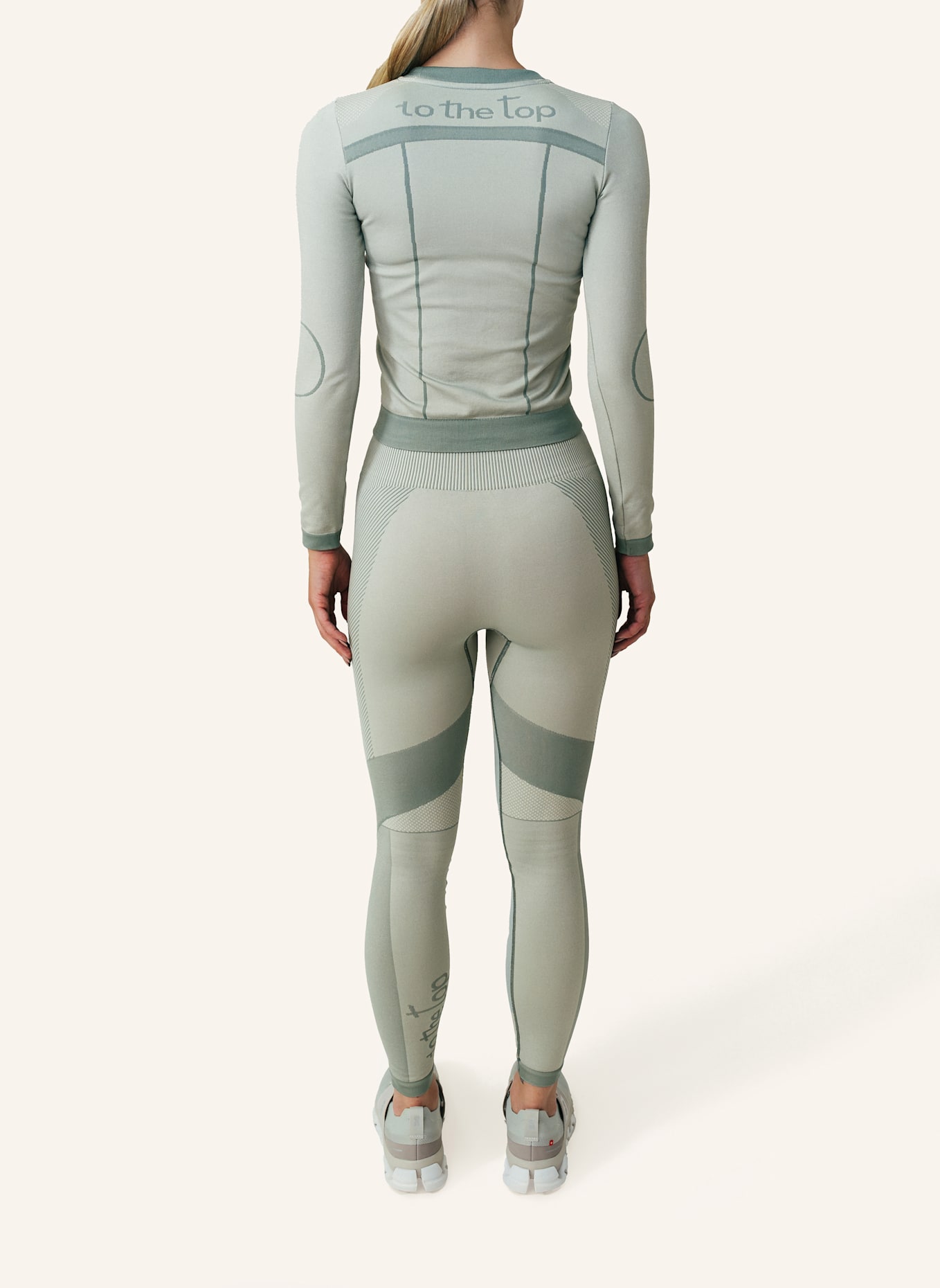 to the top Long Sleeve SEAMLESS: BLAUGRAU