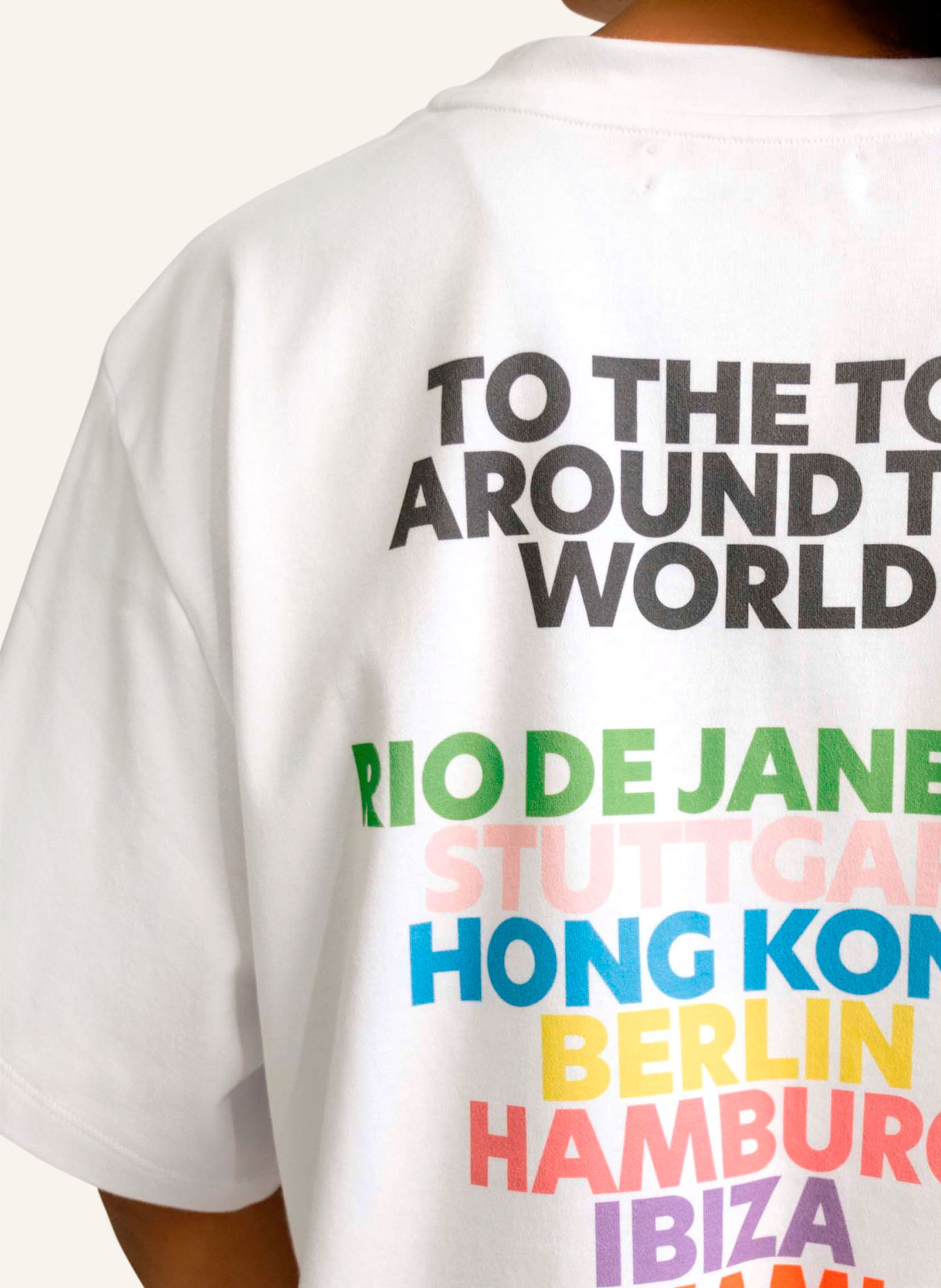 to the top T-Shirt AROUND THE WORLD: WEISS