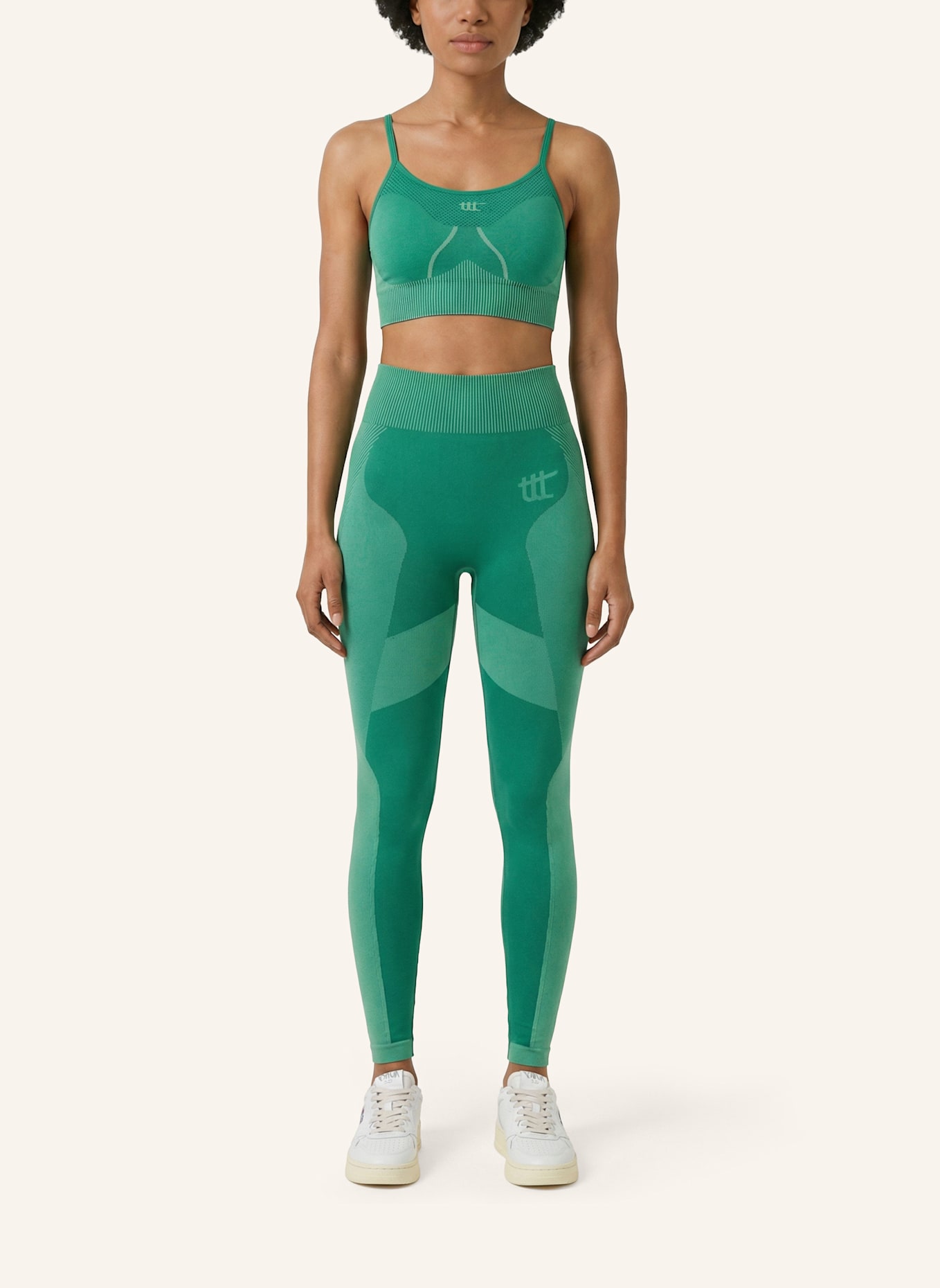 to the top Leggings SEAMLESS LIGHT: GRÜN