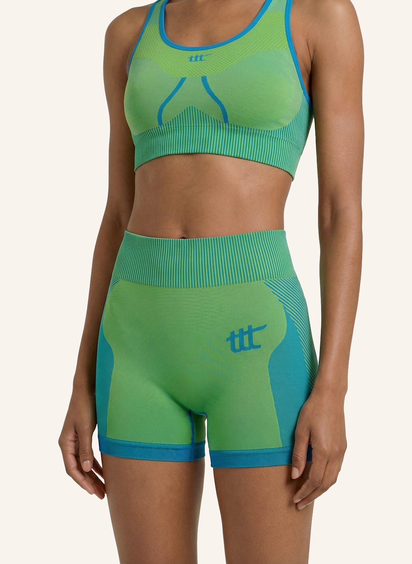 to the top Sports Bra SEAMLESS: NEONGRÜN