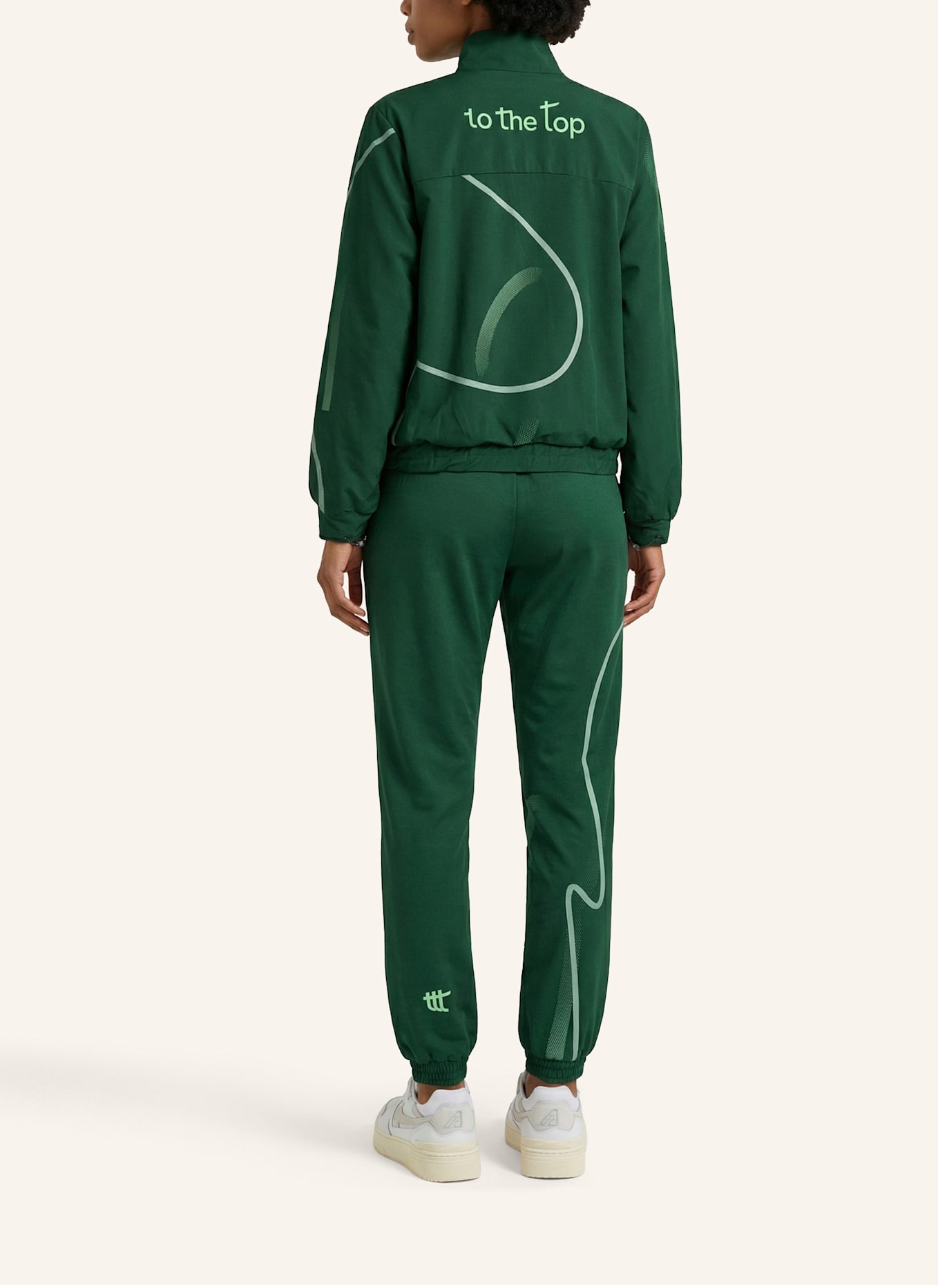to the top Track Jacket PACE: GRÜN