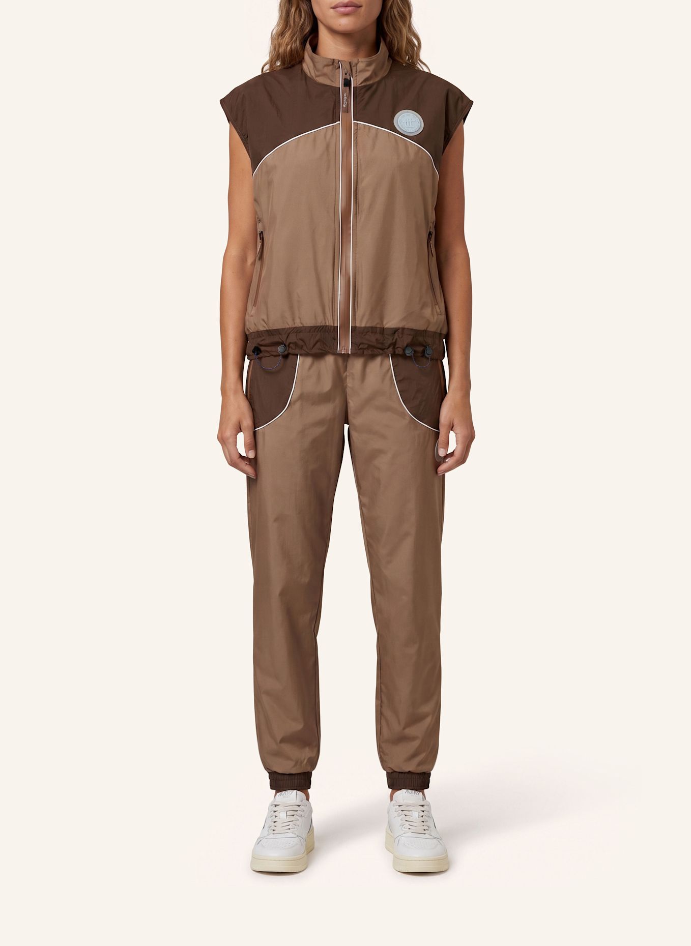 to the top Vest All-Day: BRAUN