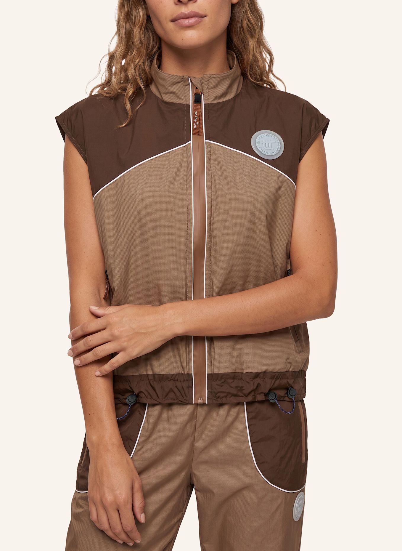 to the top Vest All-Day: BRAUN