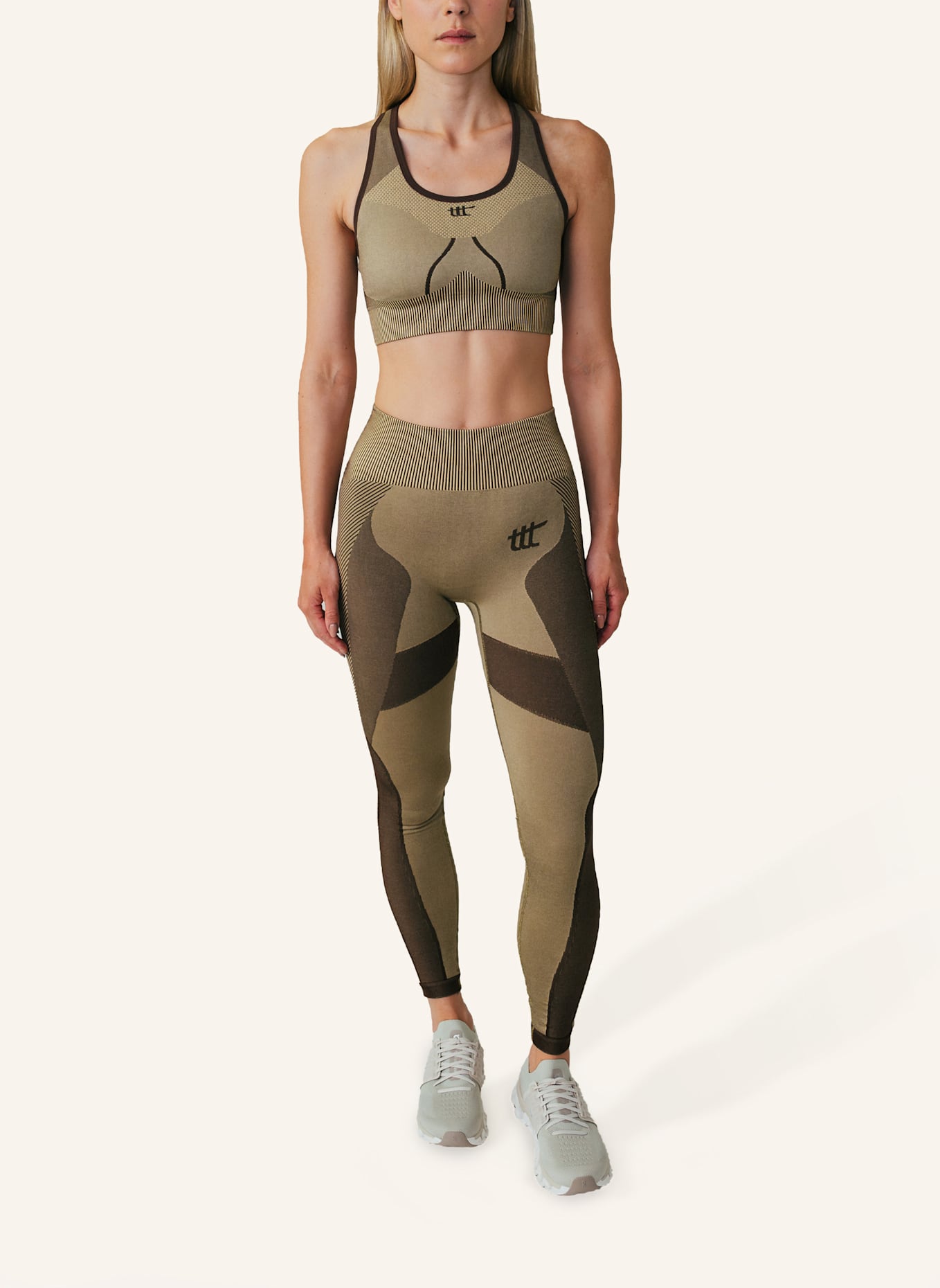to the top Leggings SEAMLESS: BRAUN