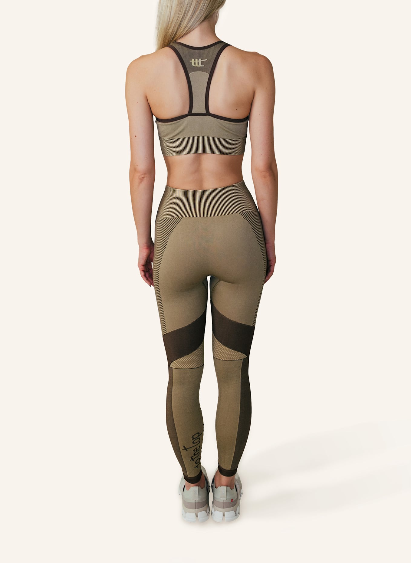 to the top Leggings SEAMLESS: BRAUN