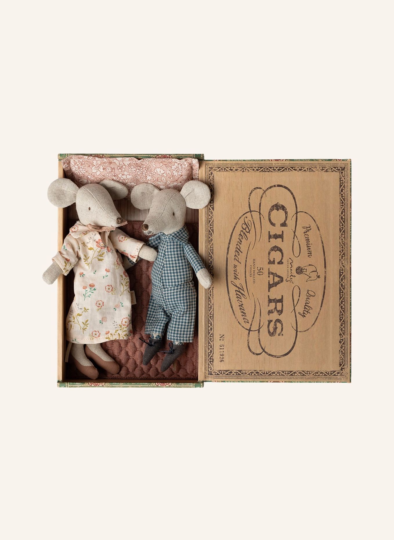 Maileg Oma & Opa Maus in Zigarrenschachtel: BEIGE