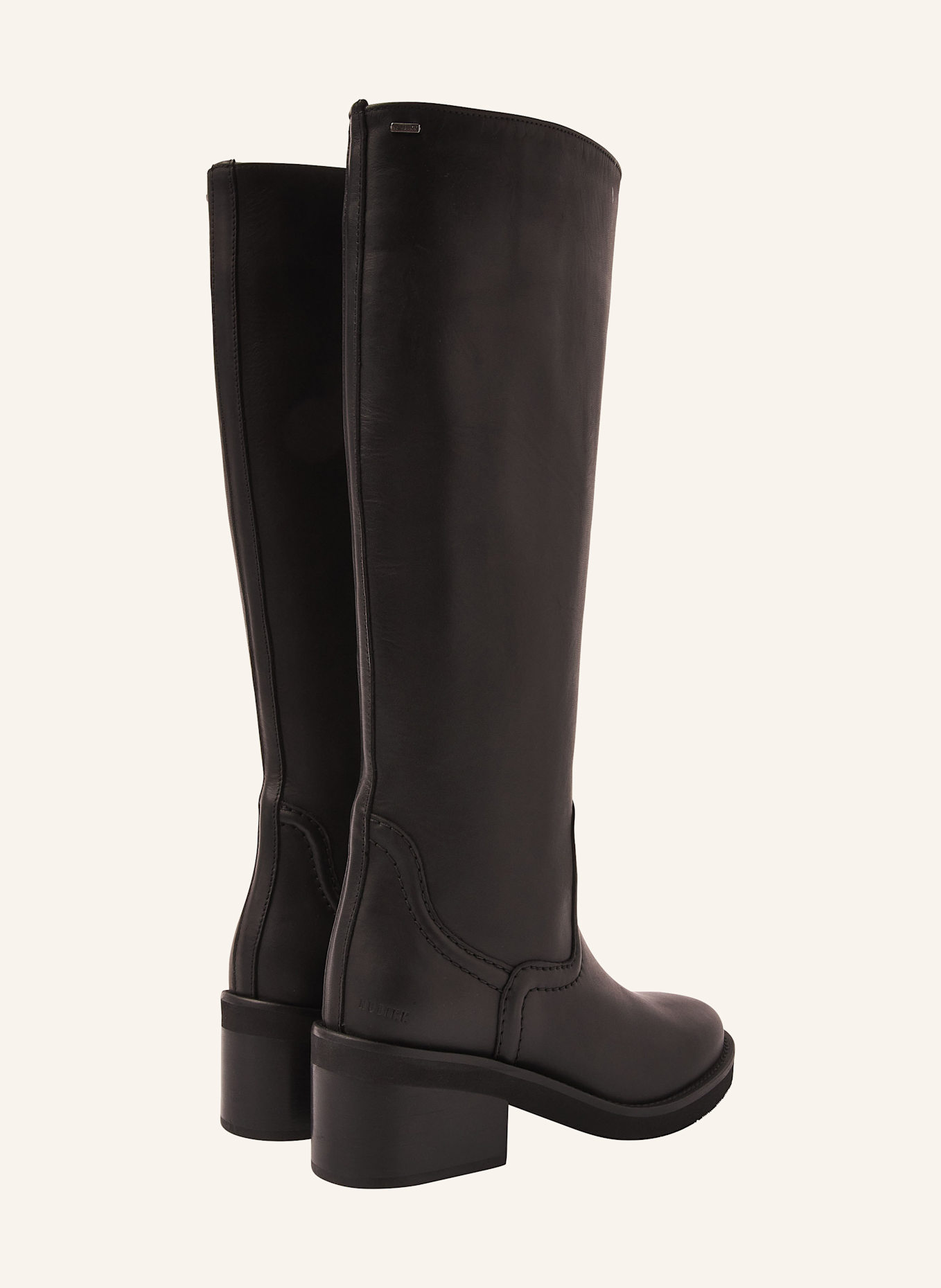 NUBIKK Stiefel CASSY: SCHWARZ