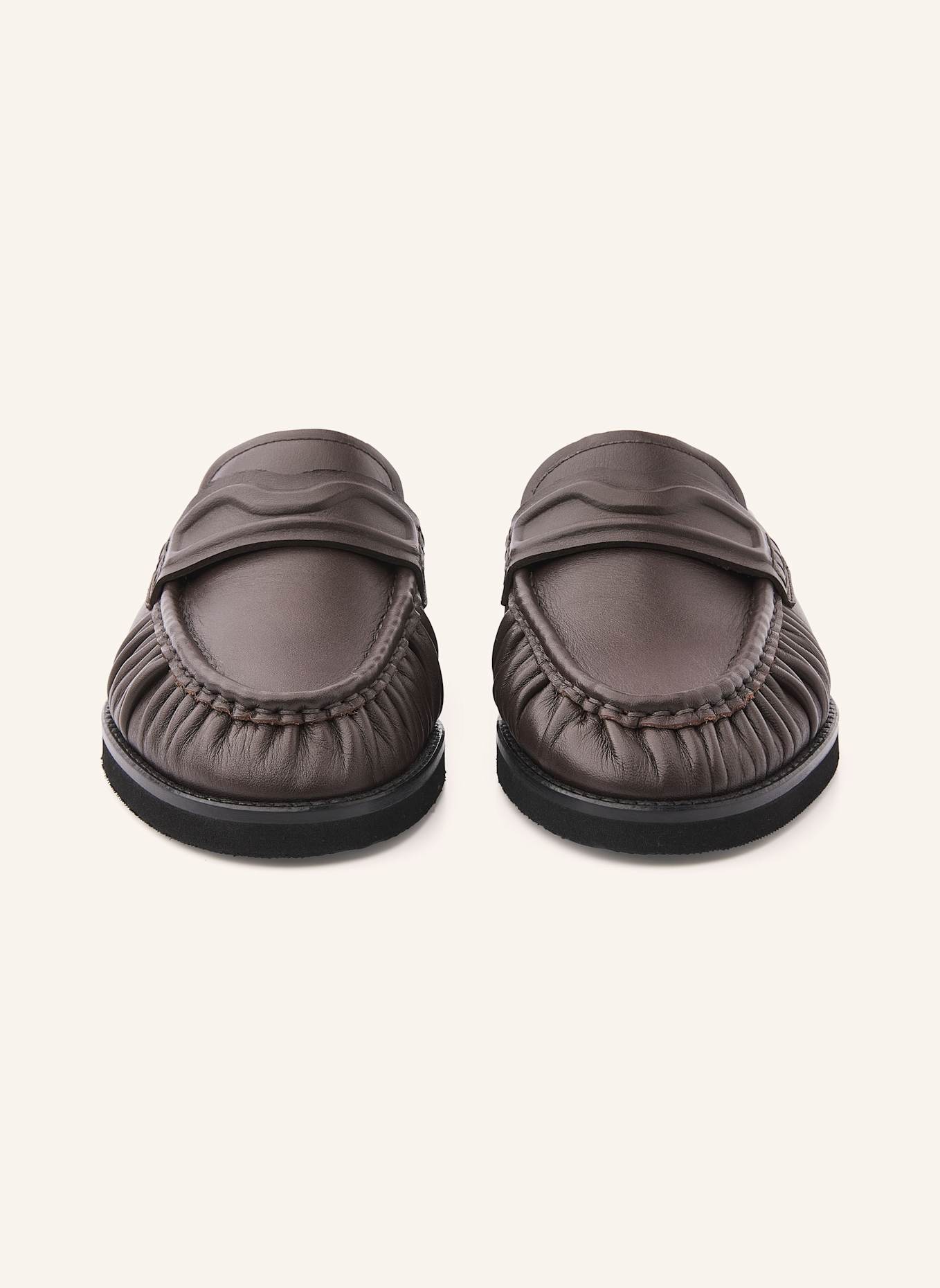 NUBIKK Slipper JONES MULE: DUNKELBRAUN