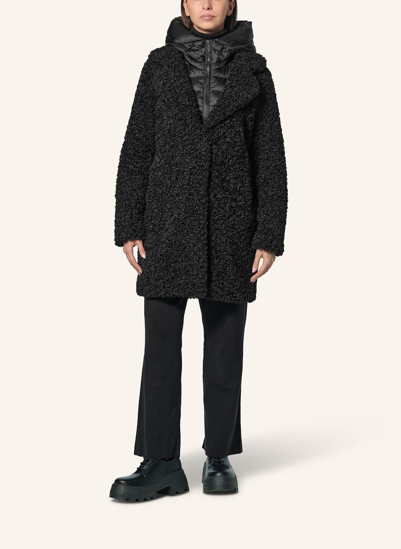 BOMBOOGIE Daunenmantel ODESSA: SCHWARZ