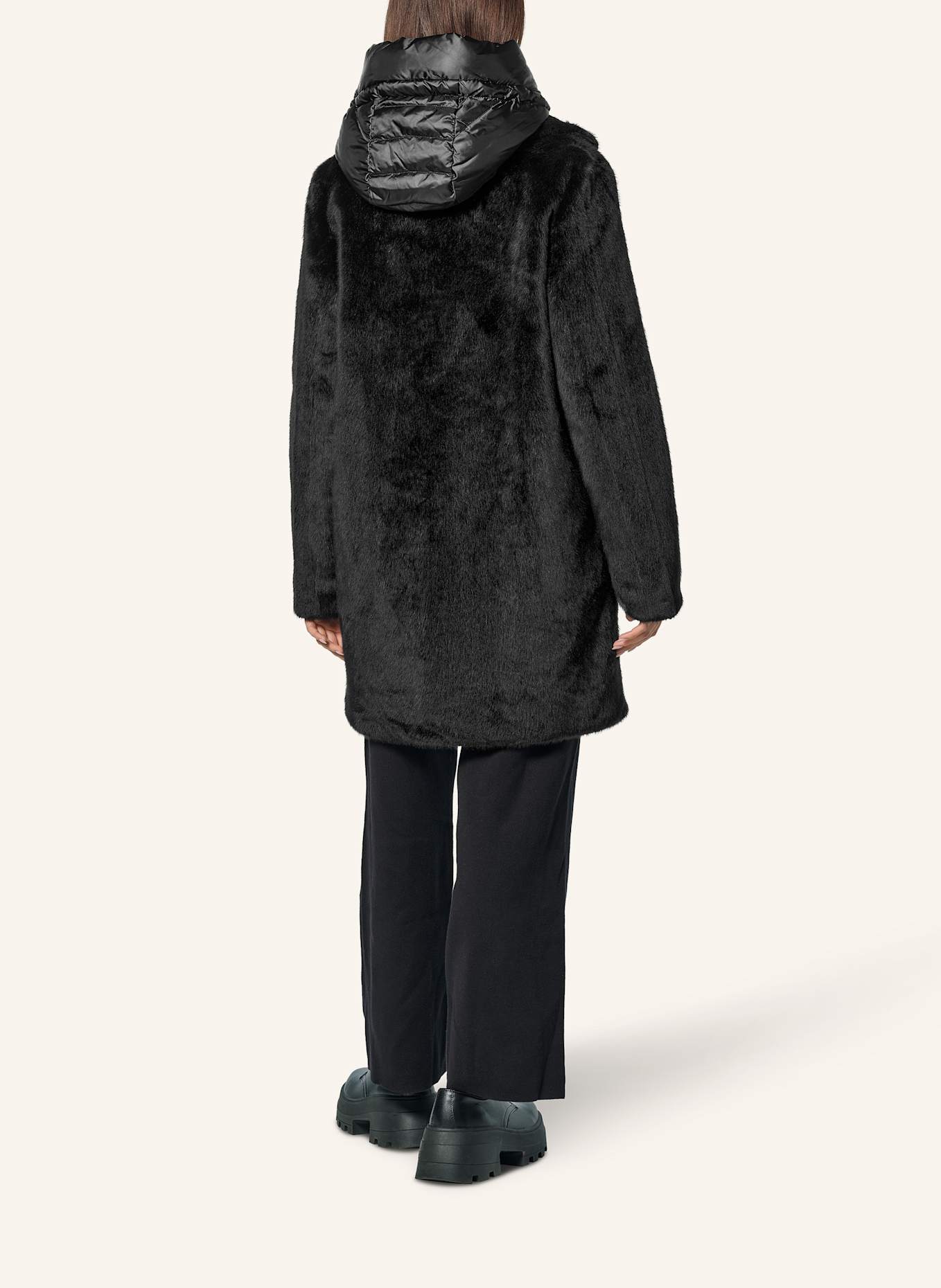 BOMBOOGIE Daunenmantel ODESSA: SCHWARZ