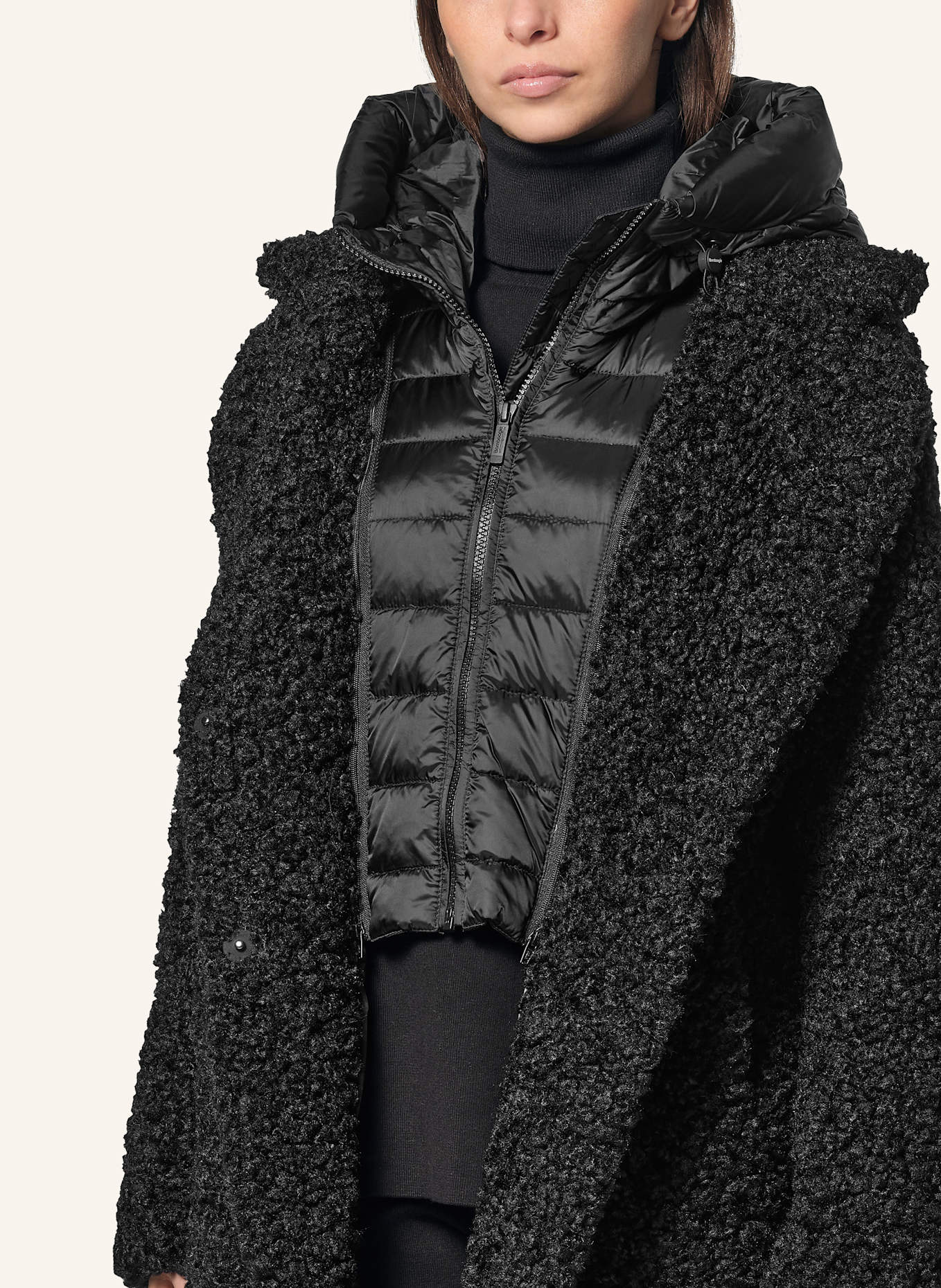 BOMBOOGIE Daunenmantel ODESSA: SCHWARZ