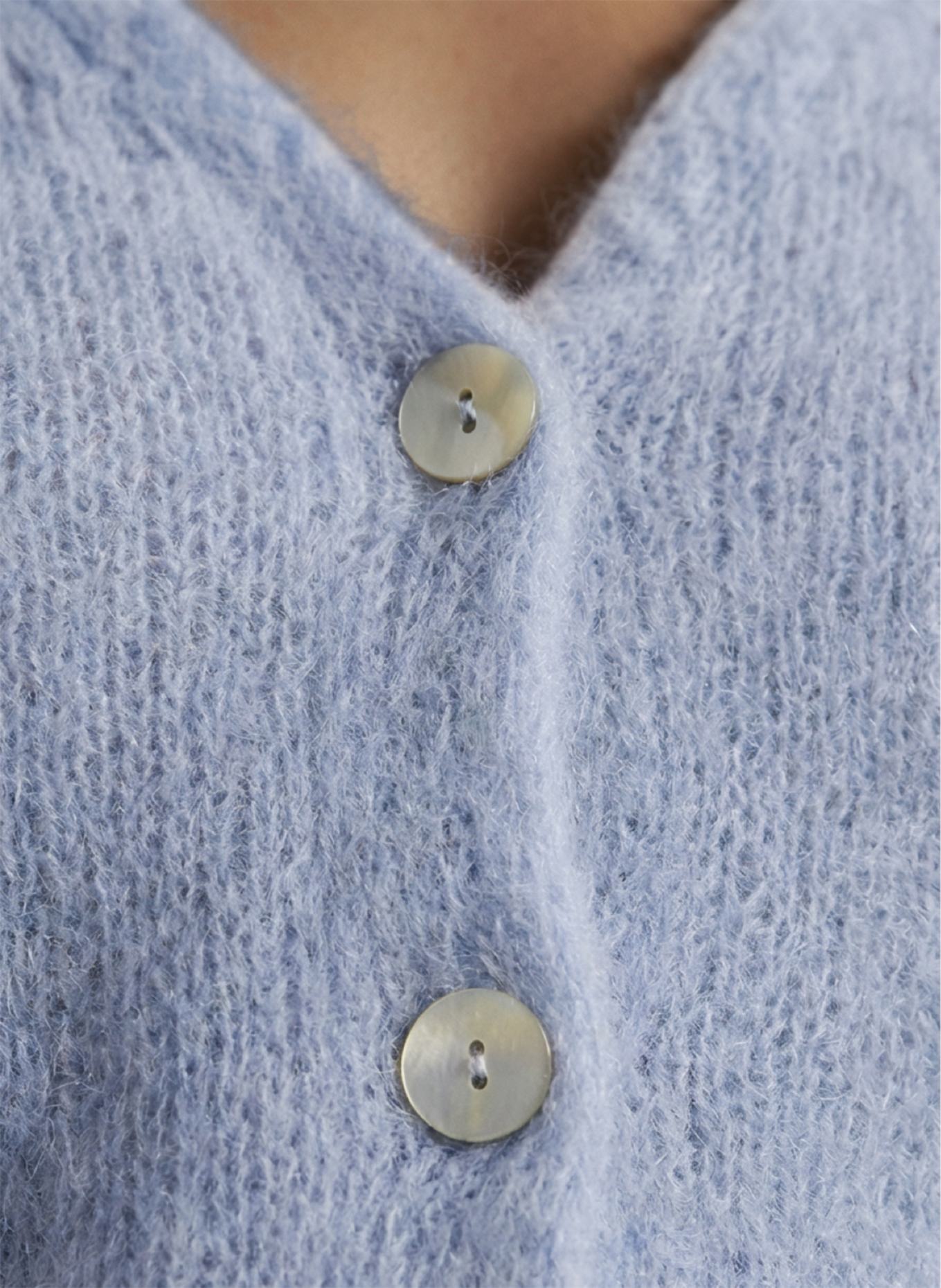 AMERICANDREAMS Cropped-Strickjacke CORNELIA: HELLBLAU