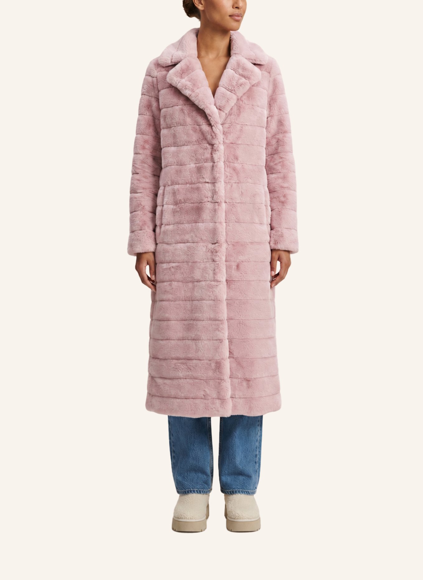AMERICANDREAMS Faux Fur Coat Long Bailey: HELLROSA