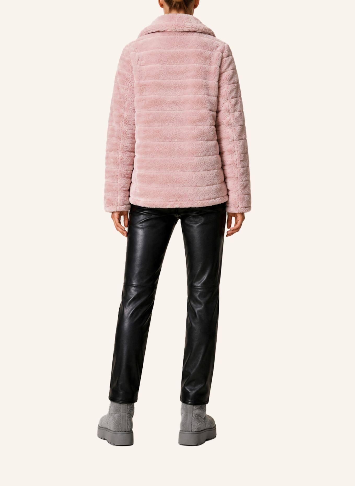 AMERICANDREAMS Faux Fur Coat Short Bailey: HELLROSA