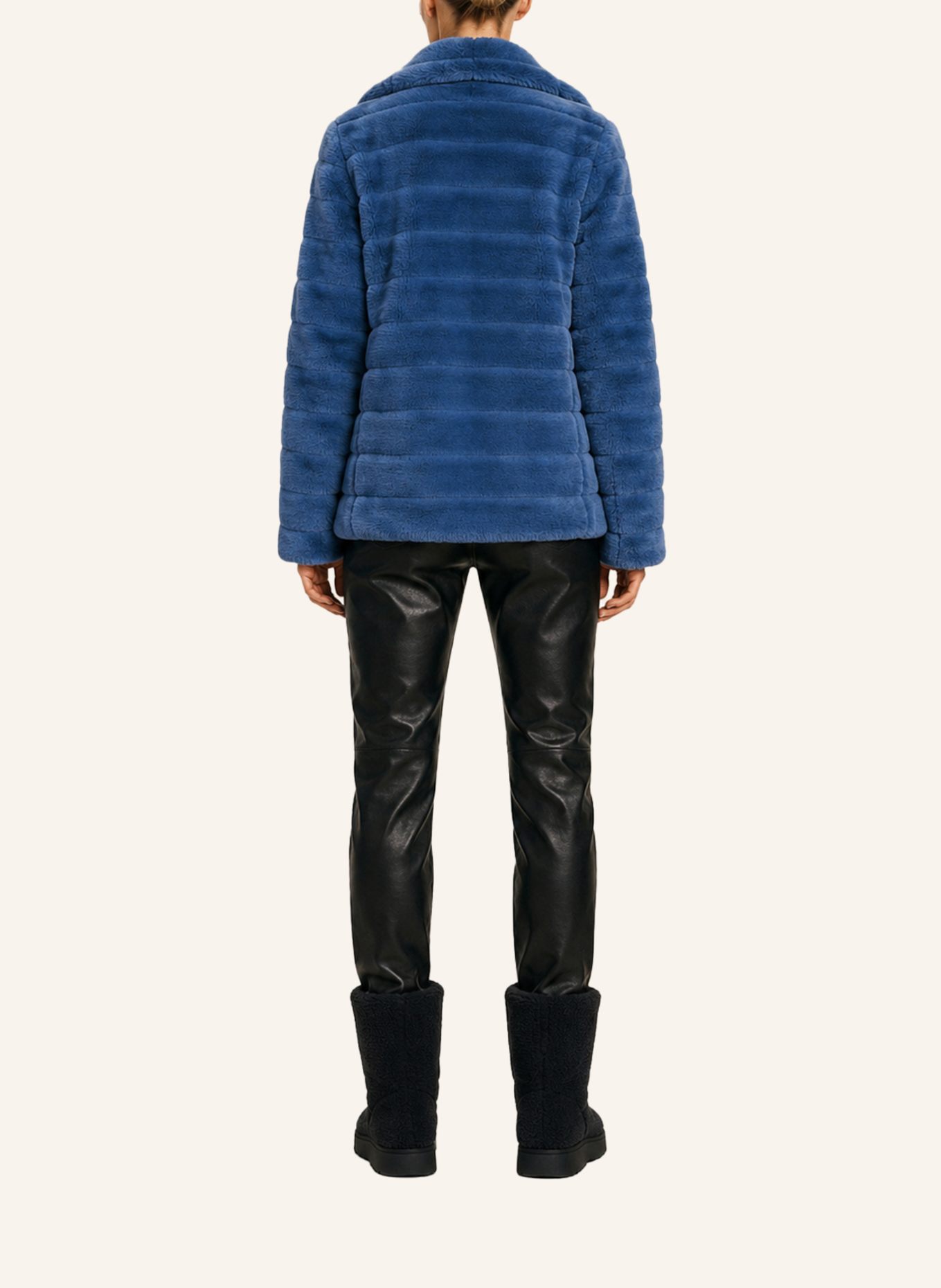 AMERICANDREAMS Faux Fur Coat Short Bailey: HELLBLAU