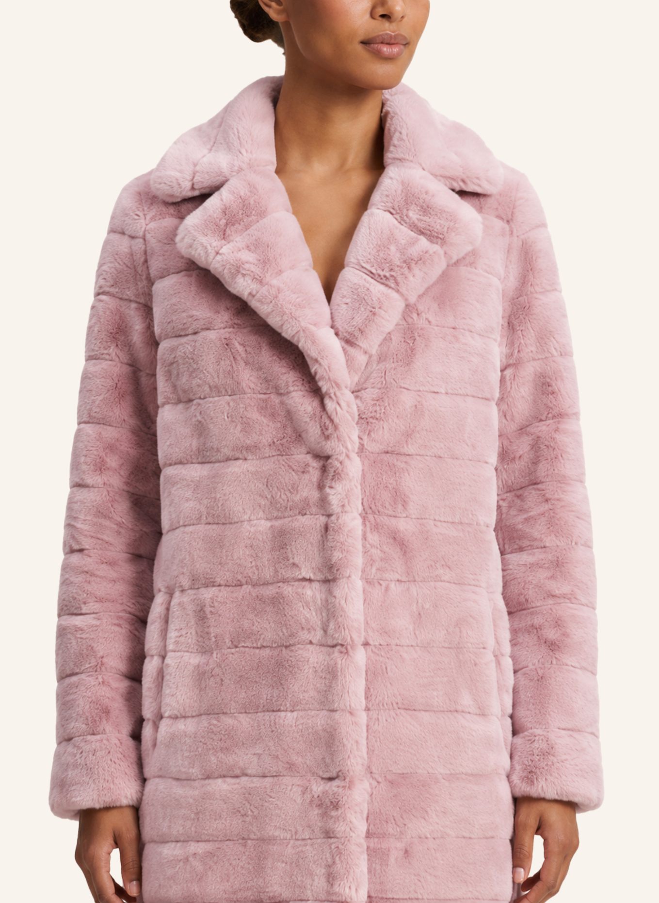 AMERICANDREAMS Faux Fur Coat Long Bailey: HELLROSA