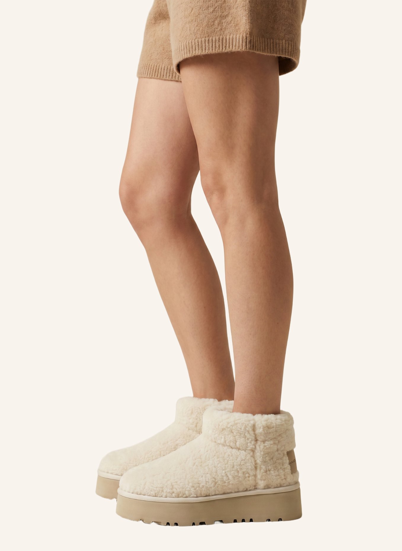 AMERICANDREAMS Larissa Low Wool Boots: BEIGE