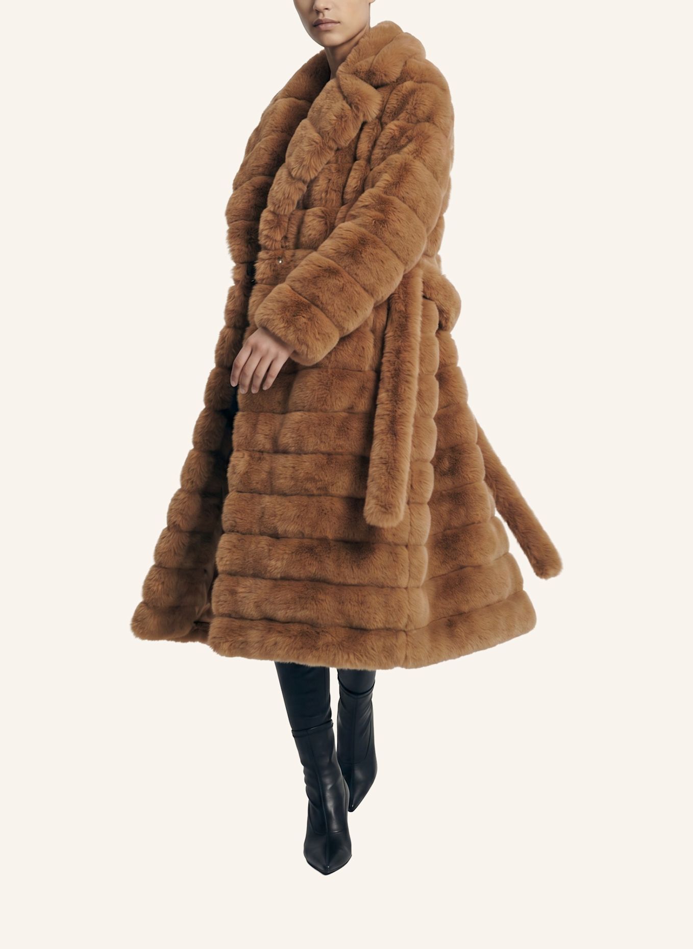 AMERICANDREAMS Leelai Long Faux Fur Coat: BROWN
