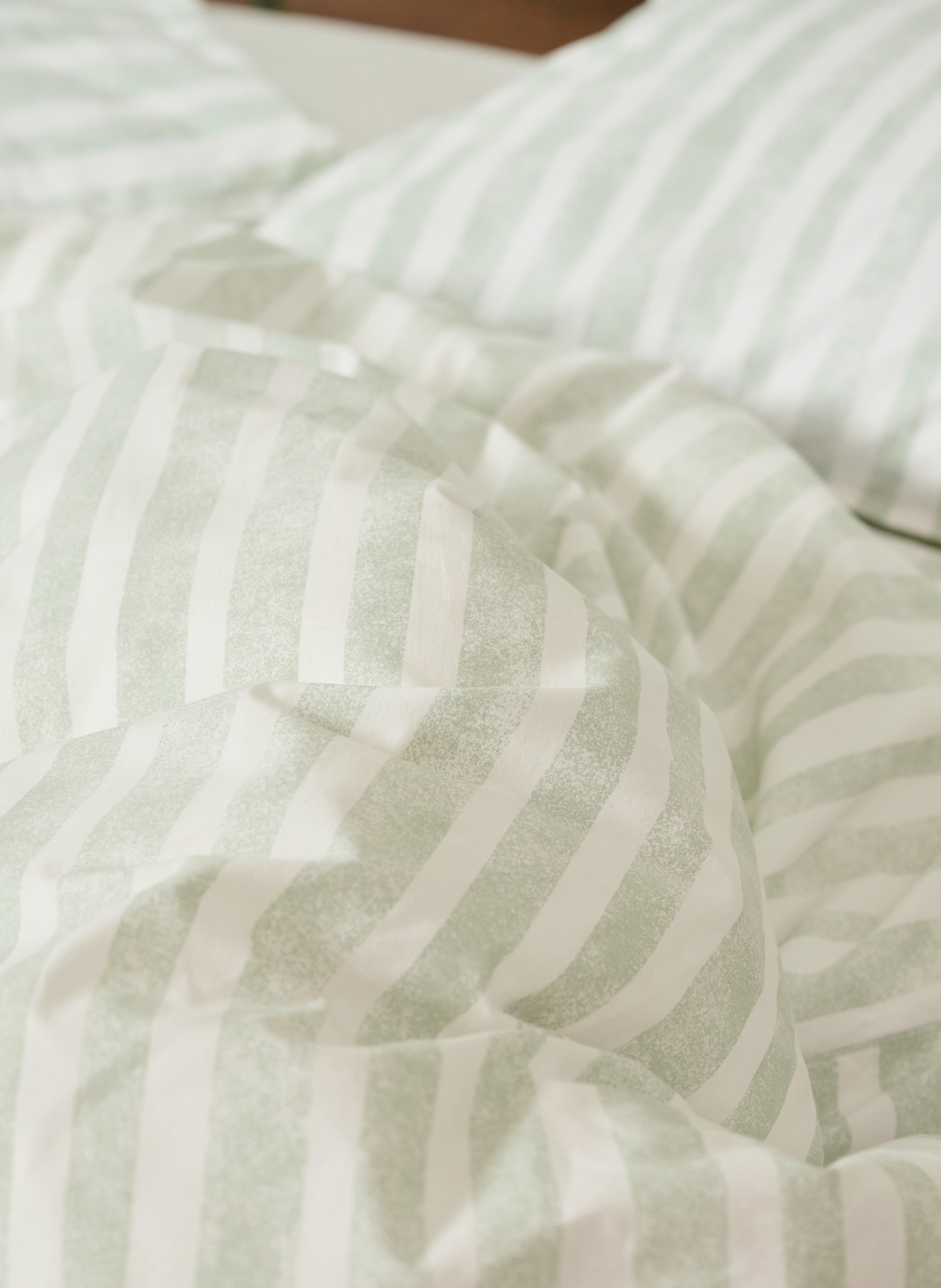 lavie Bettbezug JAKOB: HELLGRÜN/ WEISS