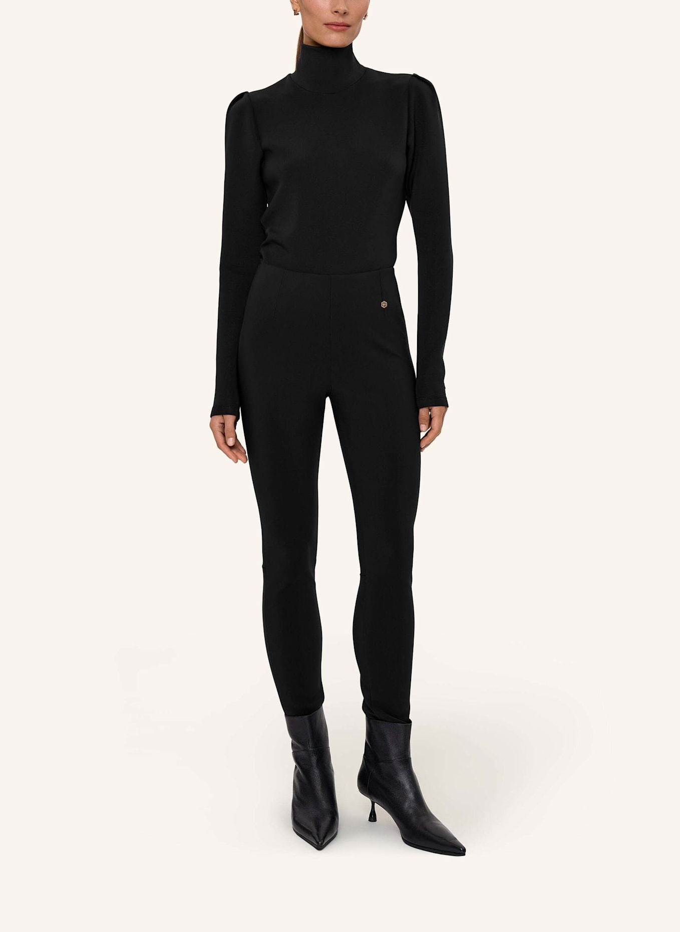 INA KESS Hose FINA STRETCH PANTS: SCHWARZ