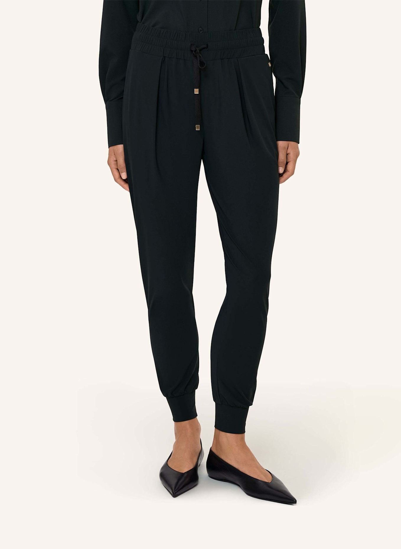INA KESS Hose LUXE LÉGER TRACK PANTS: DUNKELGRÜN