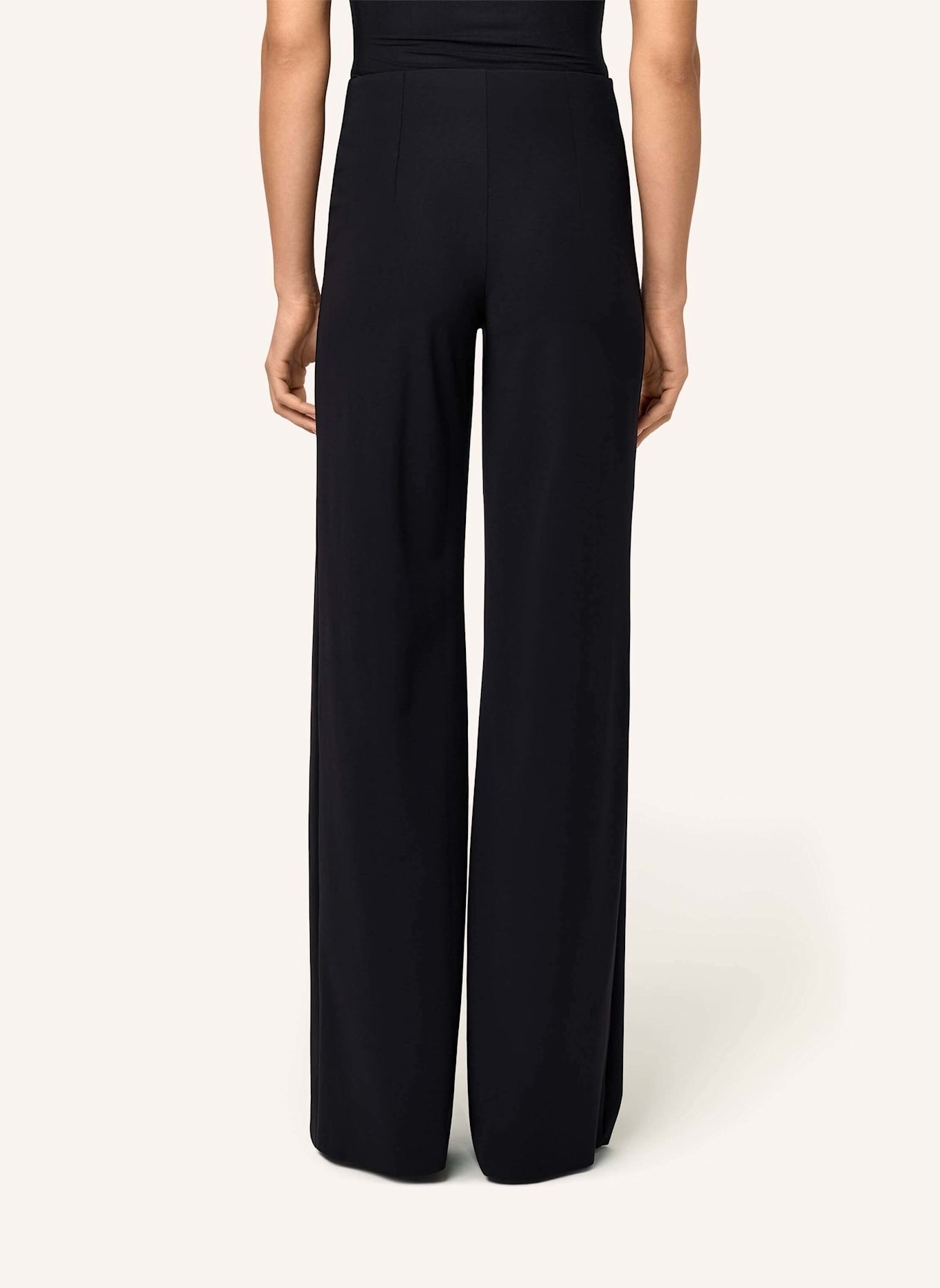 INA KESS Hose SANVITA PANTS: SCHWARZ