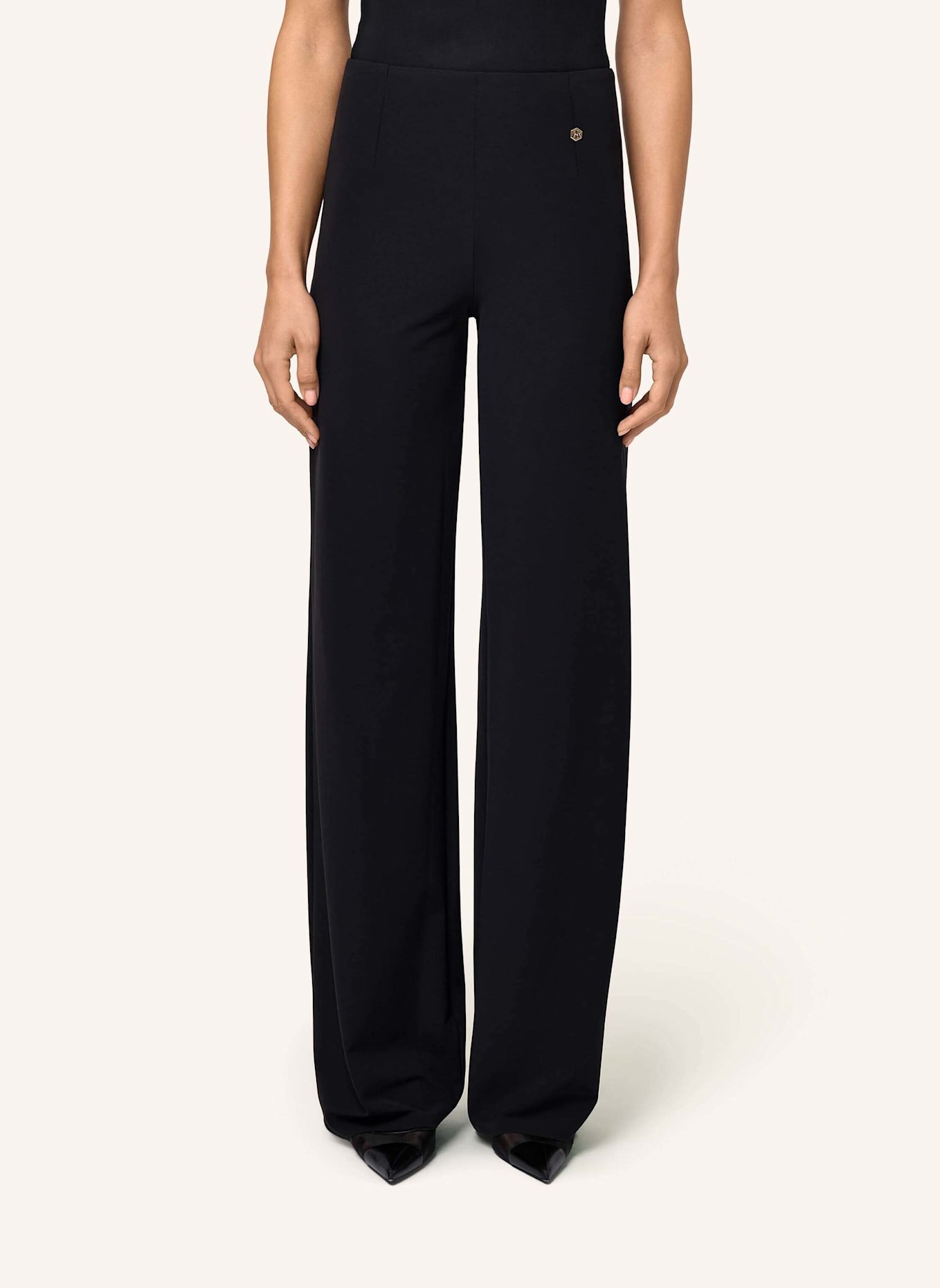 INA KESS Hose SANVITA PANTS: SCHWARZ