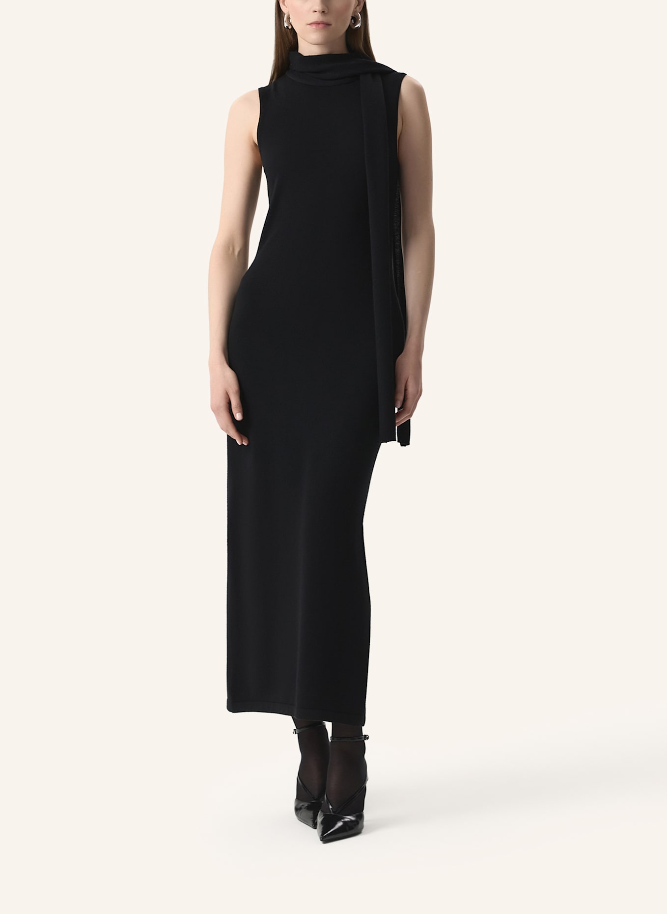 PINXIT Kleid Strickkleid: SCHWARZ