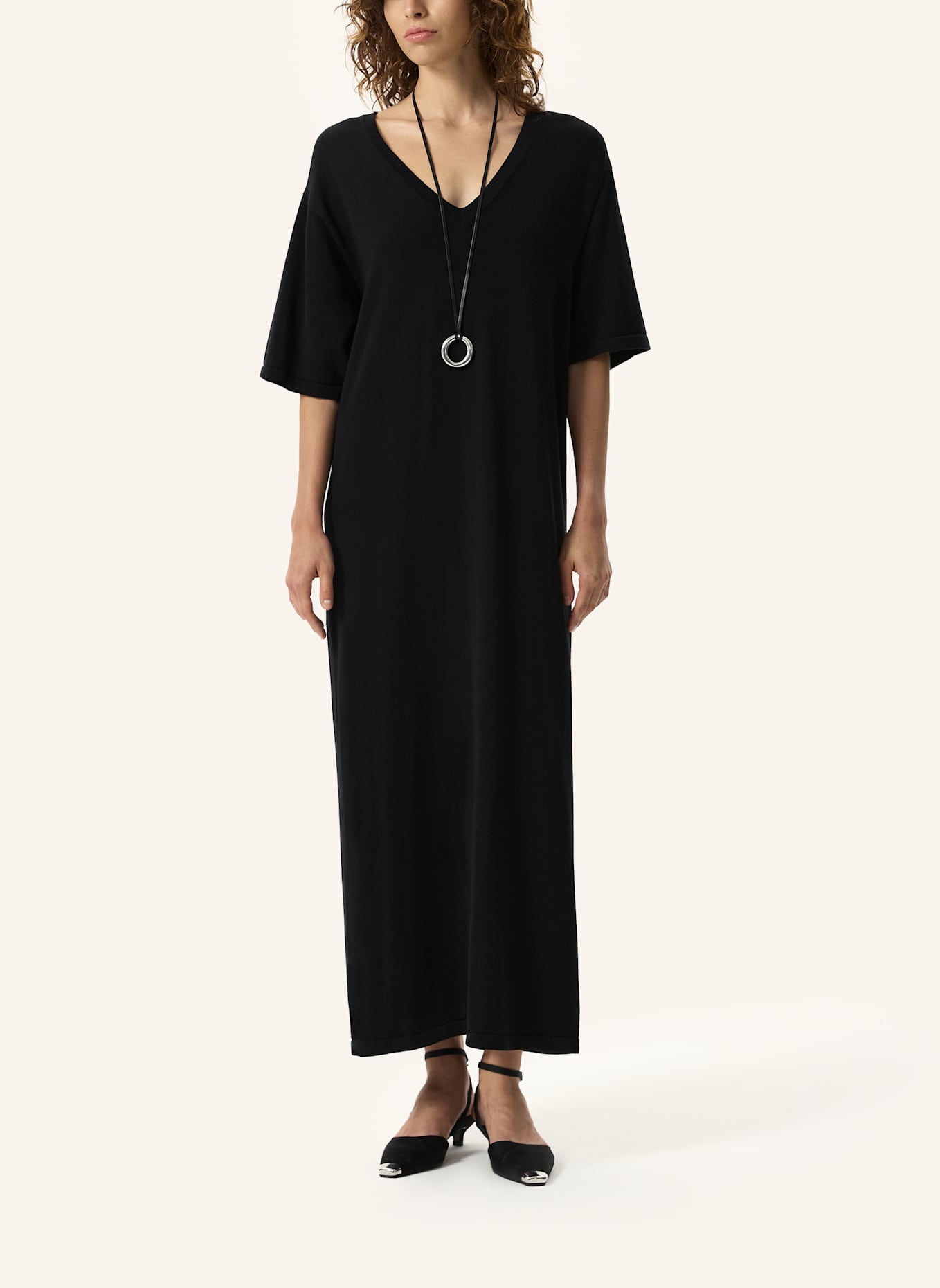 PINXIT Kleid Strickkleid: SCHWARZ