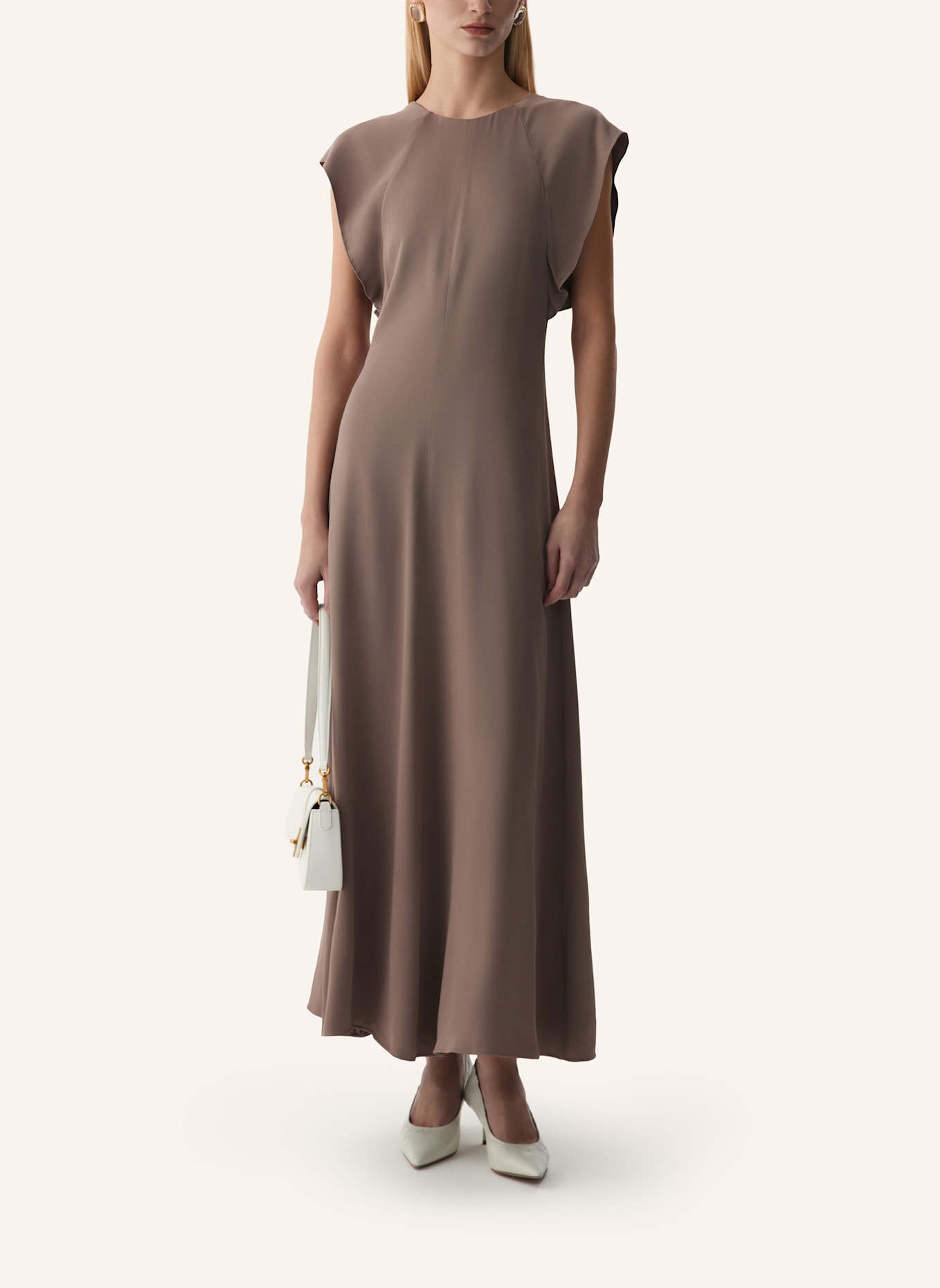 PINXIT Satinkleid: TAUPE