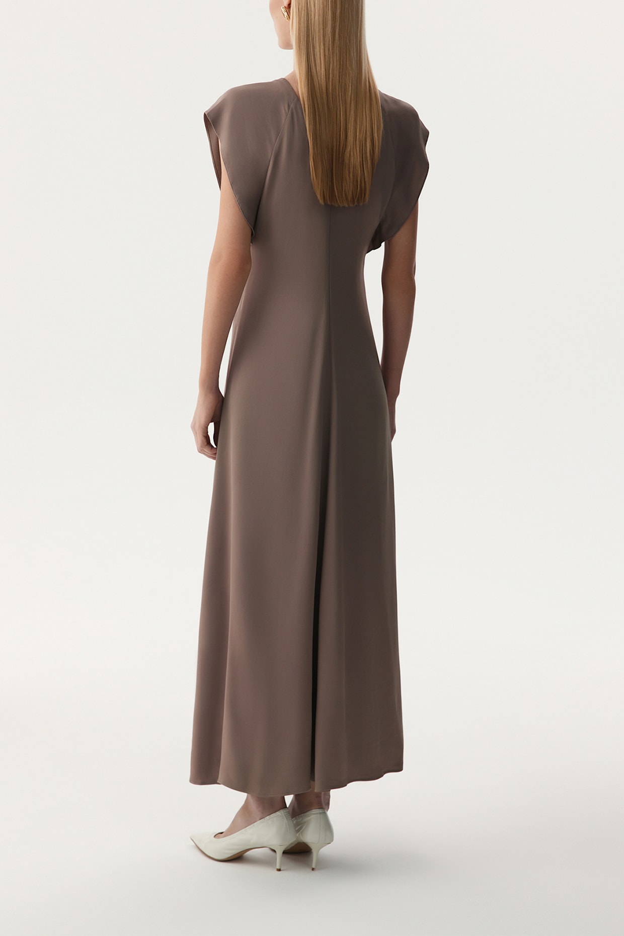 PINXIT Satinkleid: TAUPE