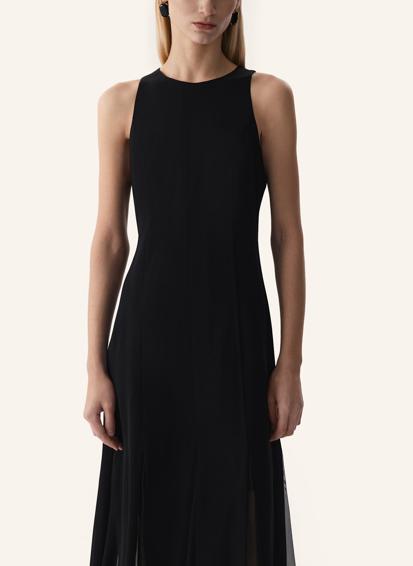 PINXIT Chiffon Kleid: SCHWARZ