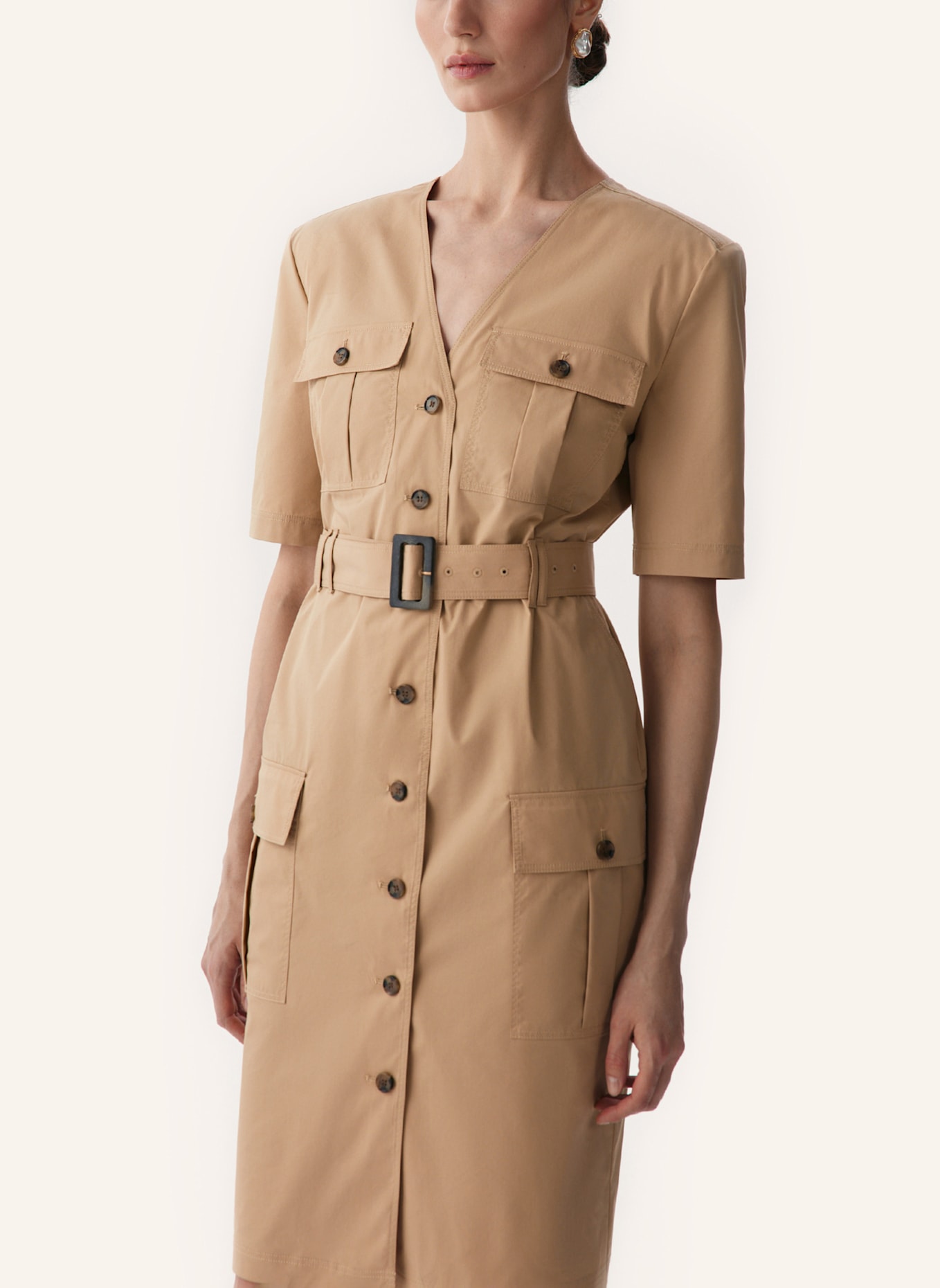 PINXIT Kleid mit Pattentaschen: BEIGE