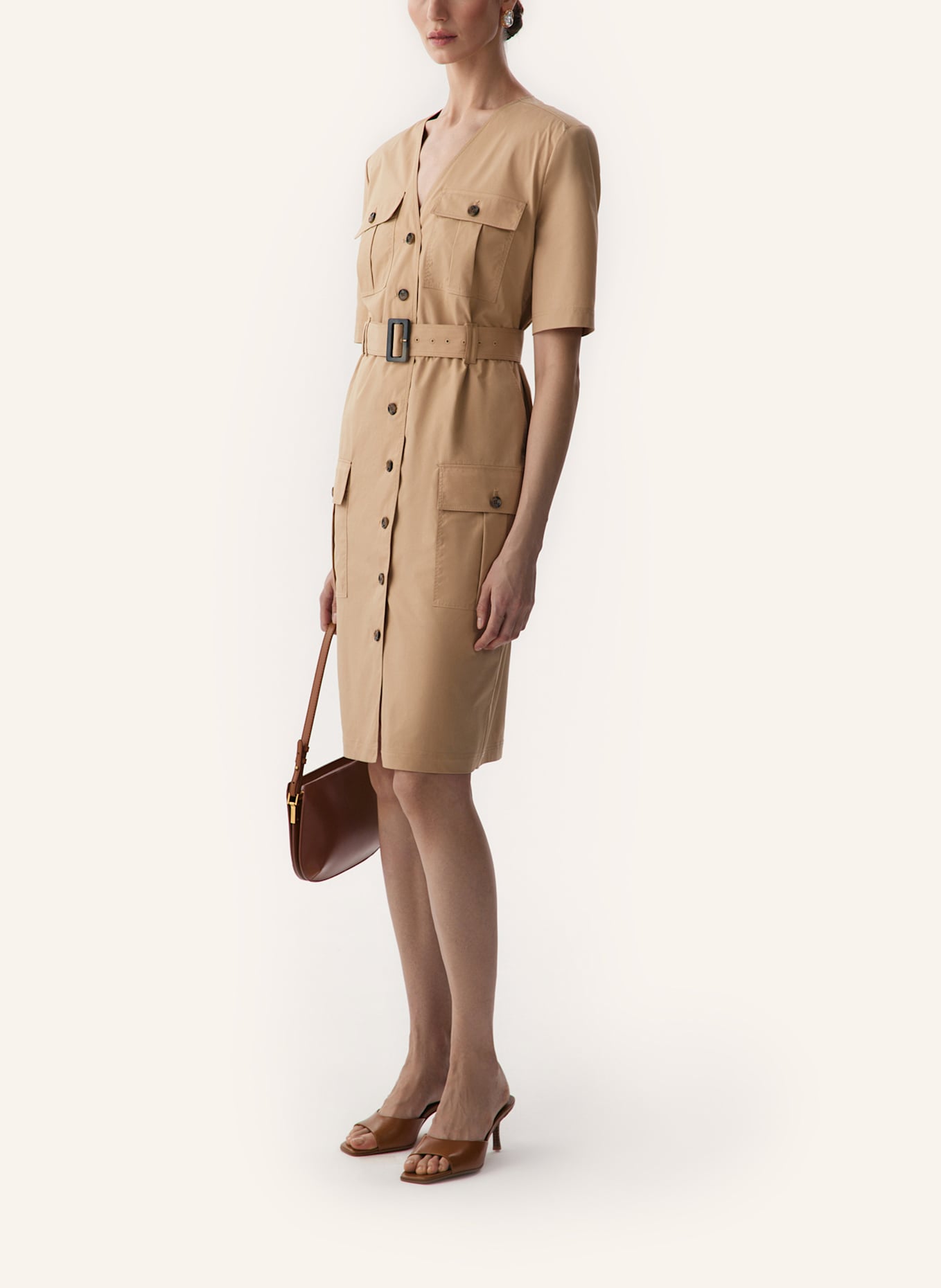 PINXIT Kleid mit Pattentaschen: BEIGE