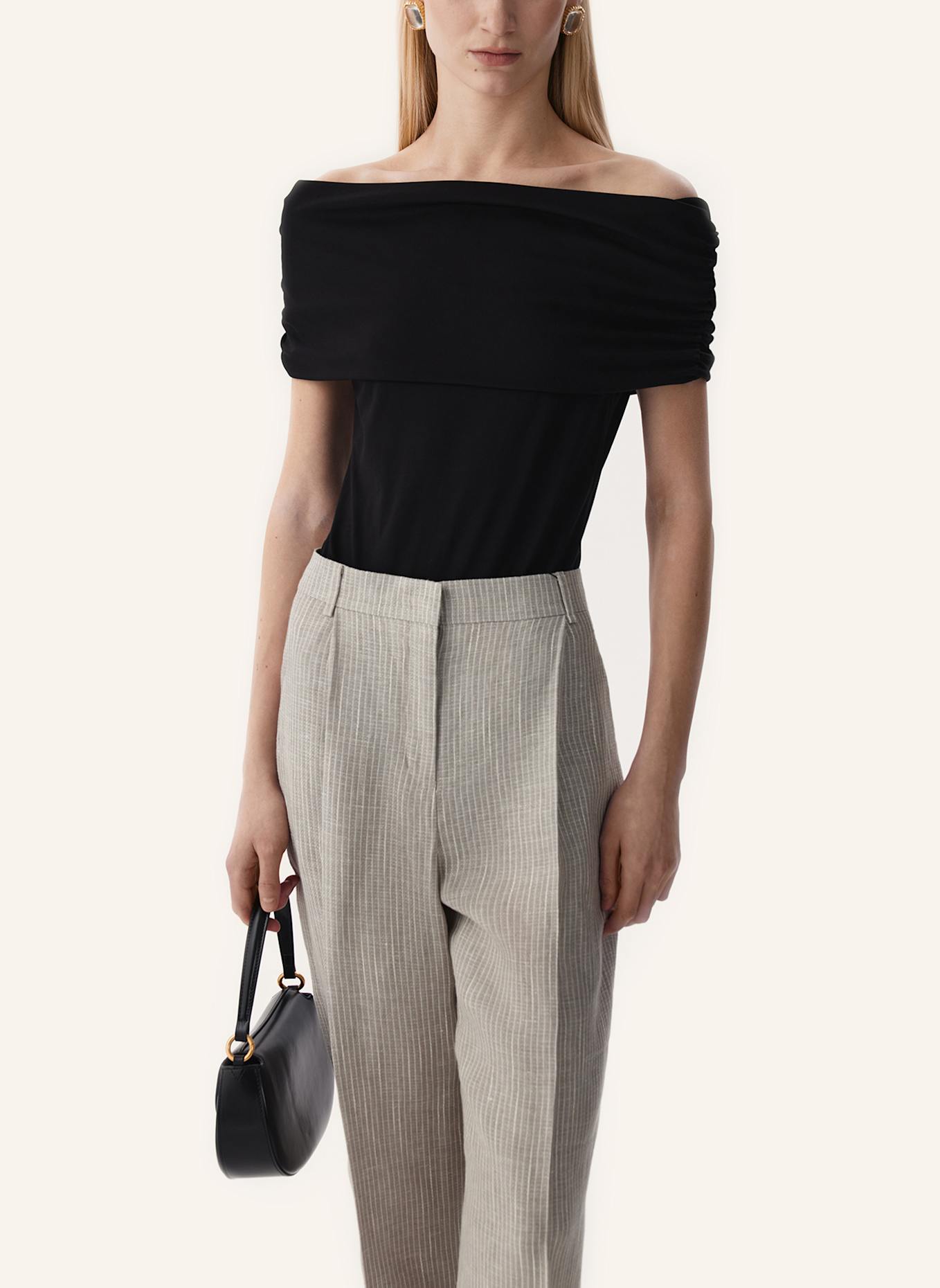 PINXIT Off-Shoulder-Strickbody: SCHWARZ