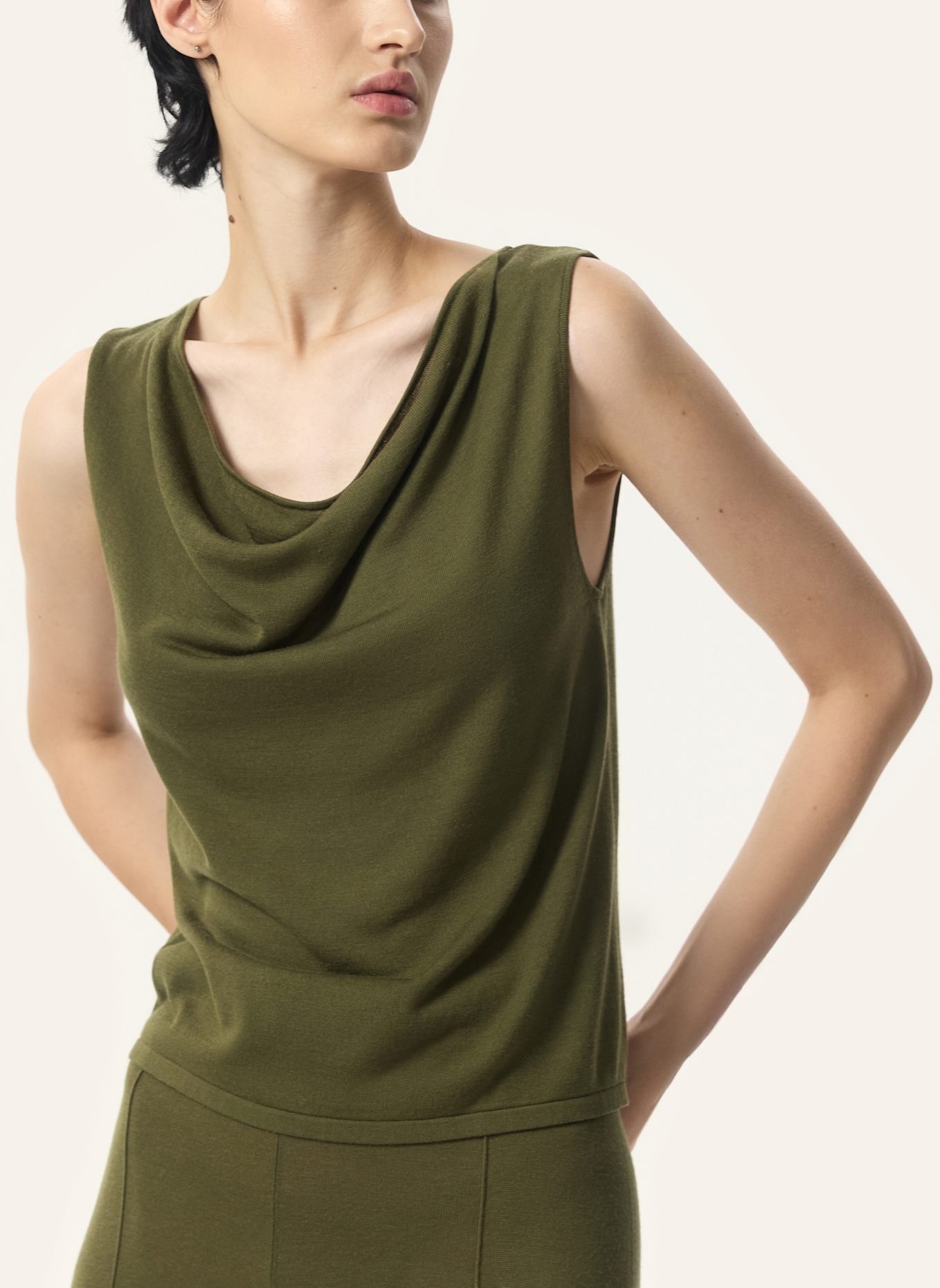 PINXIT Top Strickkapuzentop: KHAKI