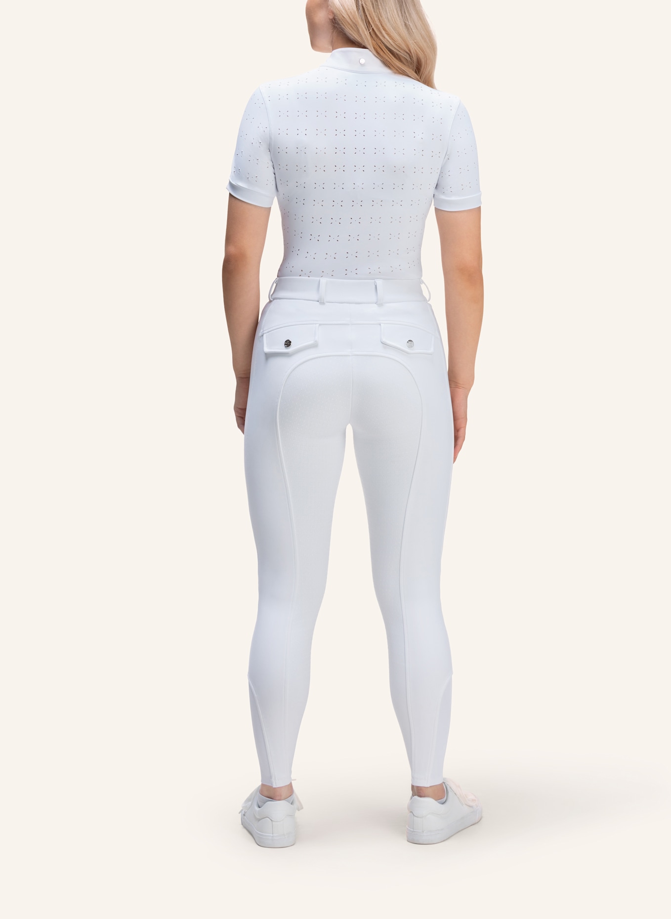 Silver Circle Turniershirt CHILAILI: WEISS