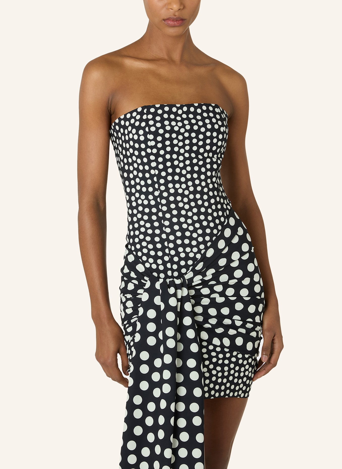 CHIARA BONI La Petite Robe Kleid GAJA: SCHWARZ/ WEISS