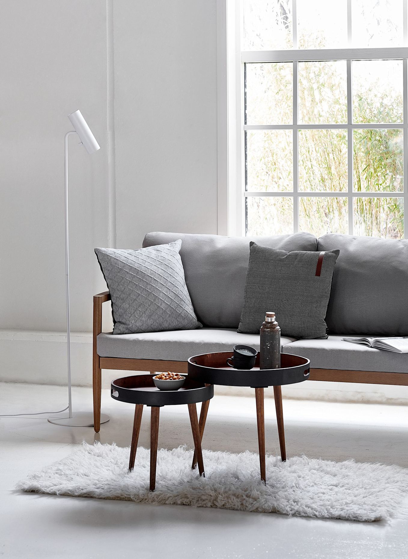 dftp Stehlampe MIB 6: WEISS