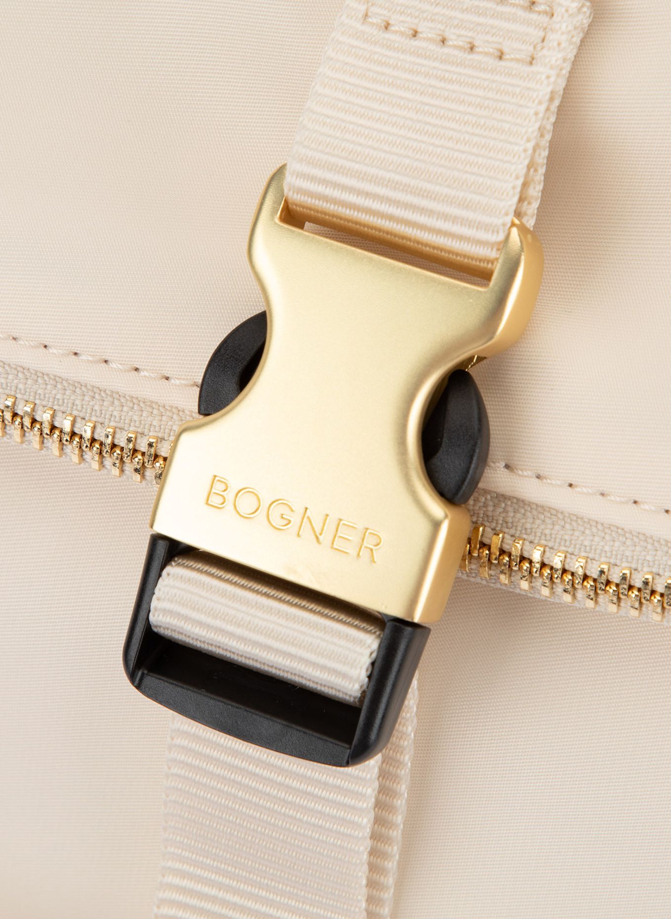 BOGNER Rucksack KLOSTERS NEVE EIKE: BIRCH