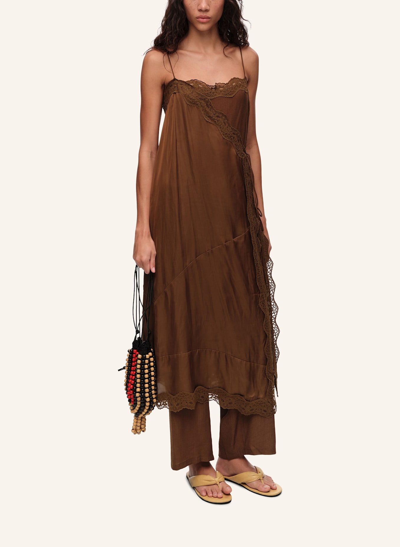 BIMBA Y LOLA Kleid: GRÜN