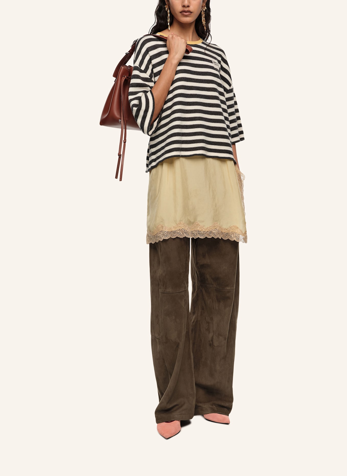BIMBA Y LOLA T-Shirt: SCHWARZ