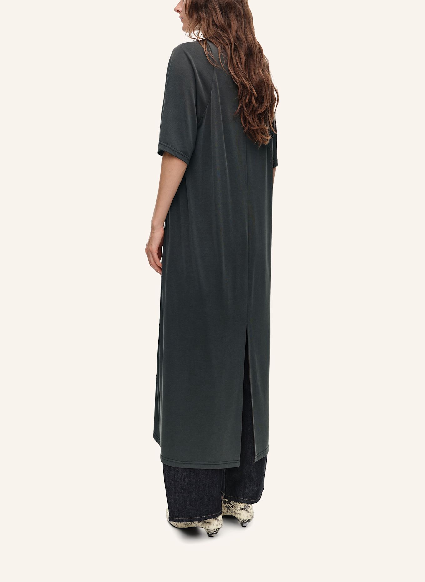BIMBA Y LOLA Midikleid: SCHWARZ