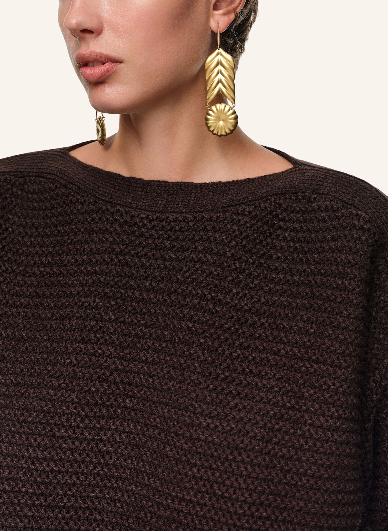 BIMBA Y LOLA Blumenohrringe: GOLD